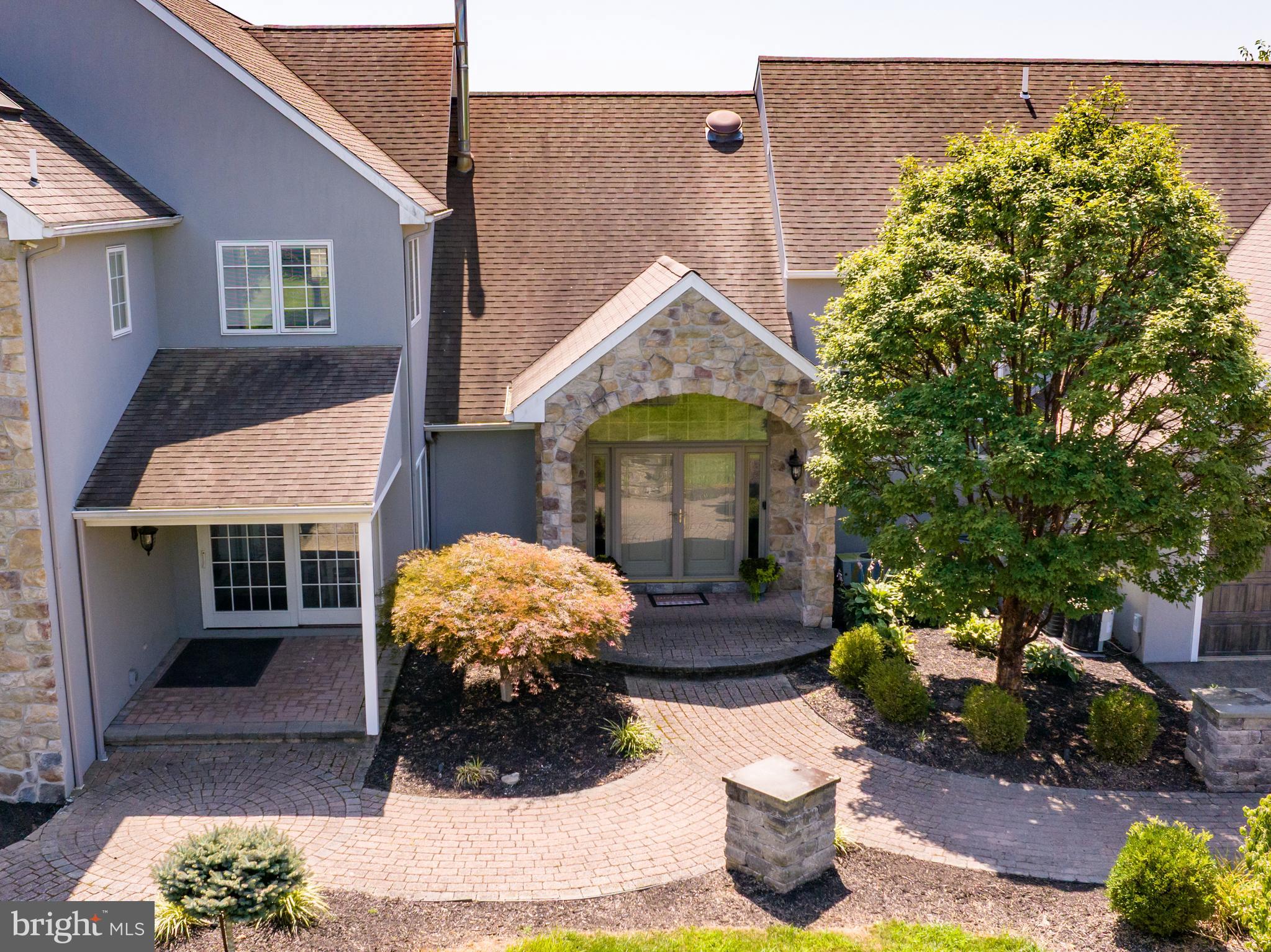 FOX HOLLOW - Residential