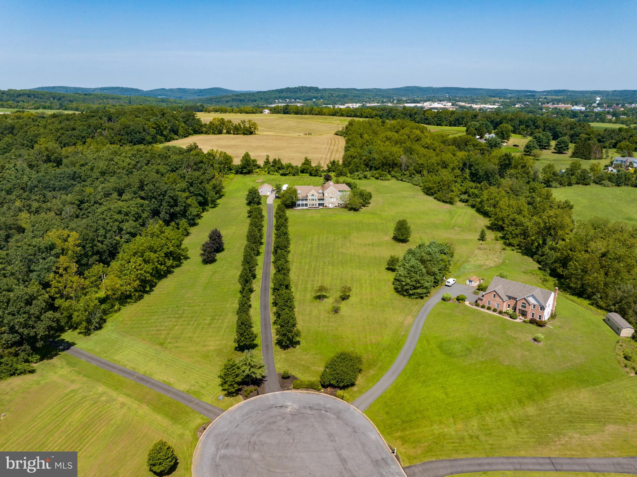 FOX HOLLOW - Residential