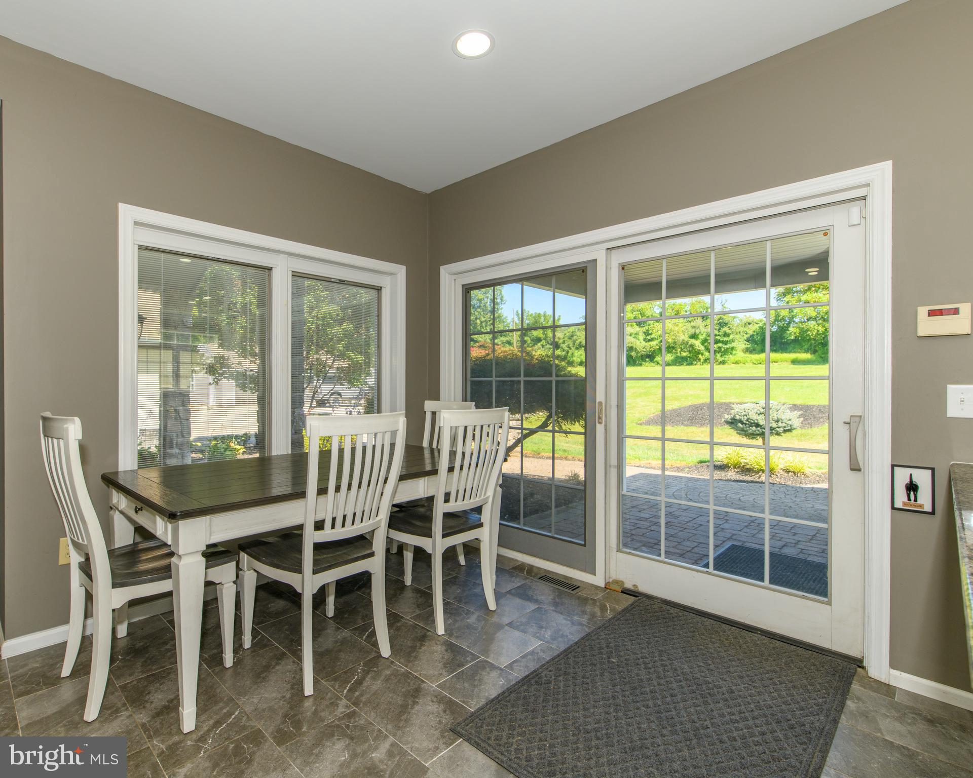FOX HOLLOW - Residential