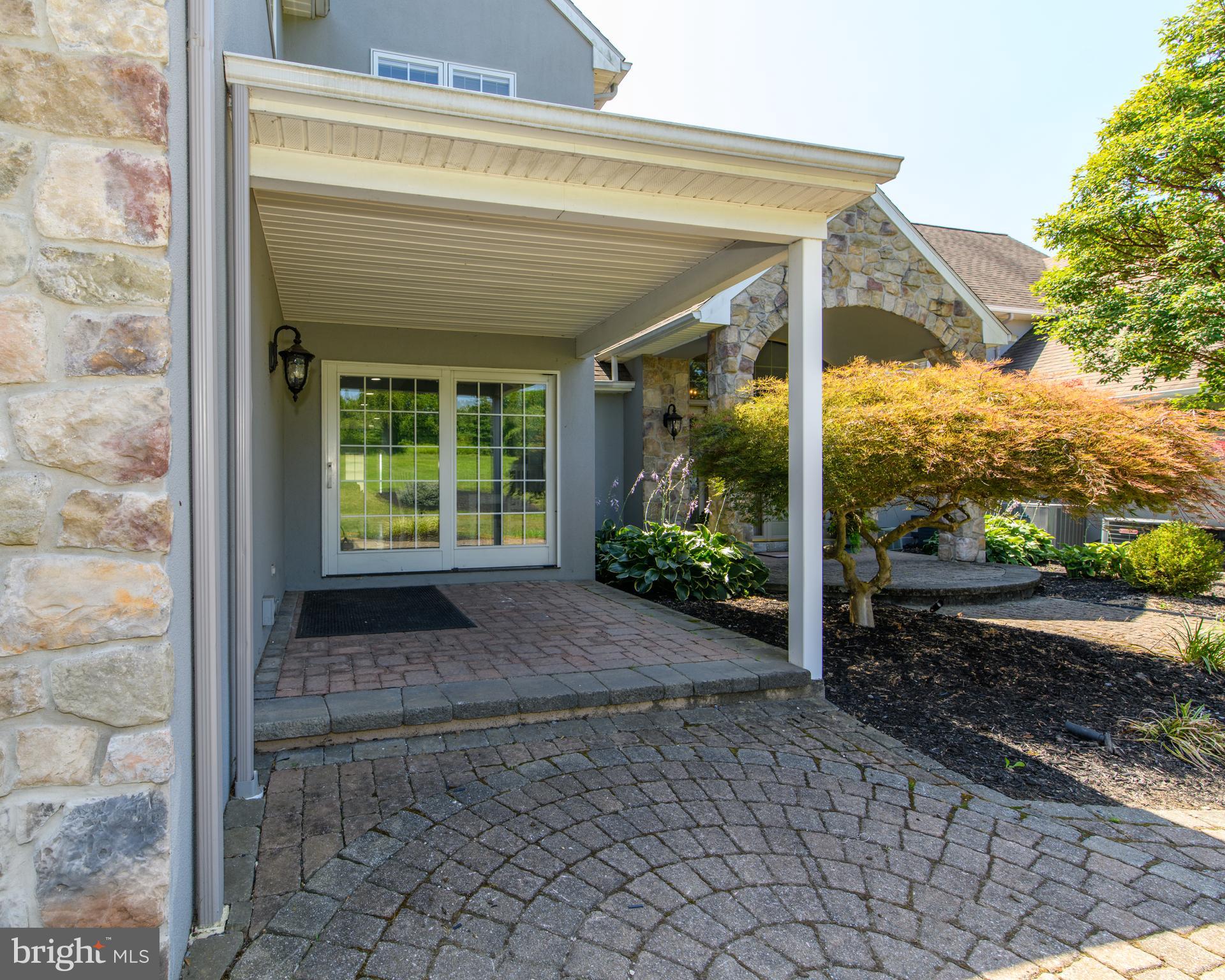 FOX HOLLOW - Residential