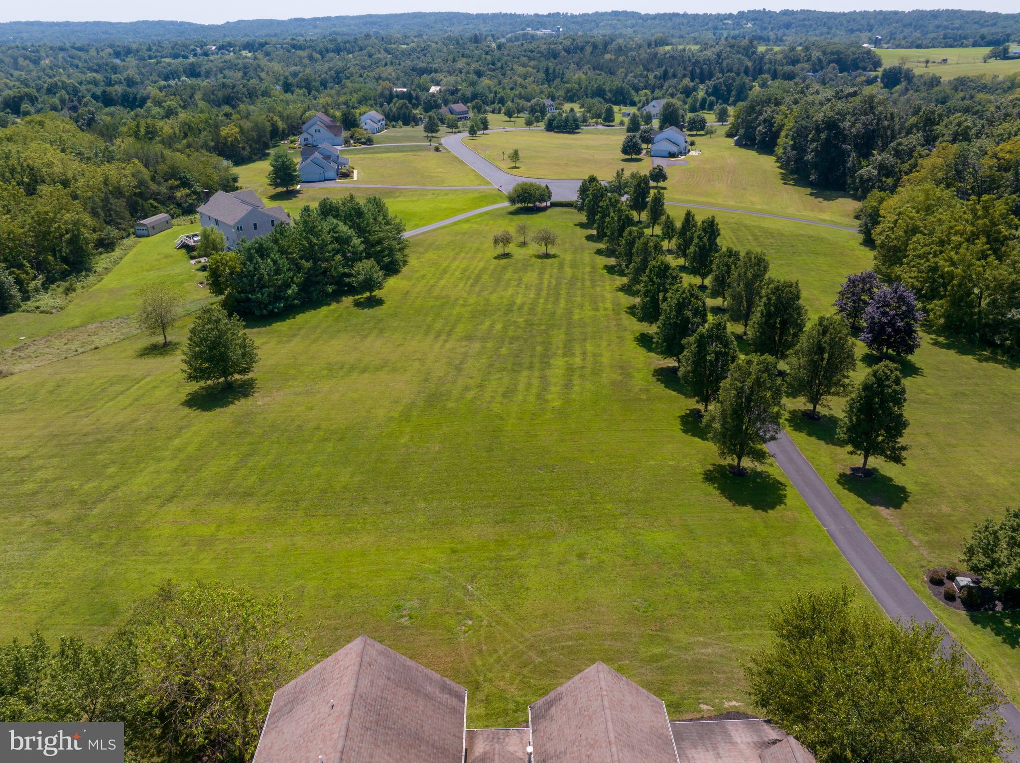 FOX HOLLOW - Residential