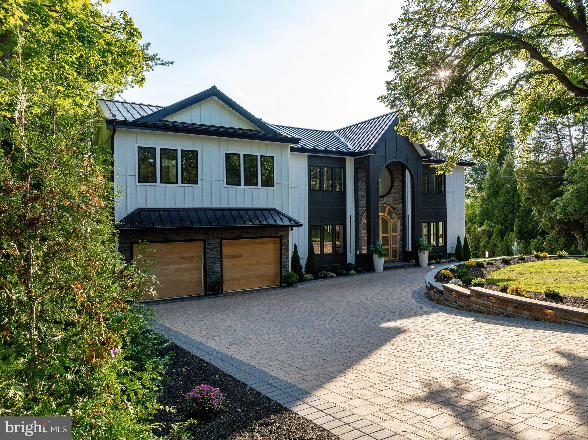 CHESTNUT HILL - Residential