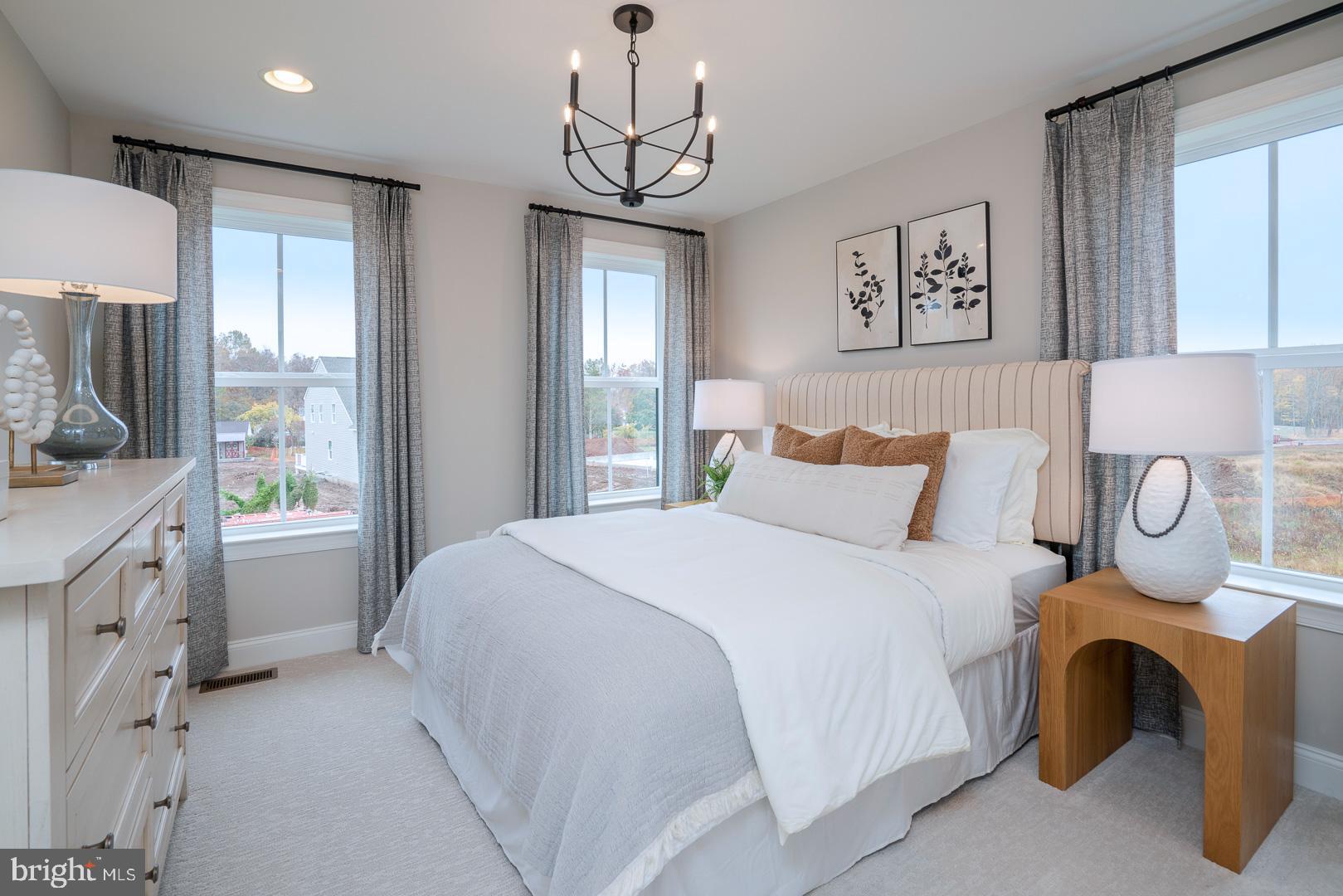STRAWBERRY HILLS - Residential