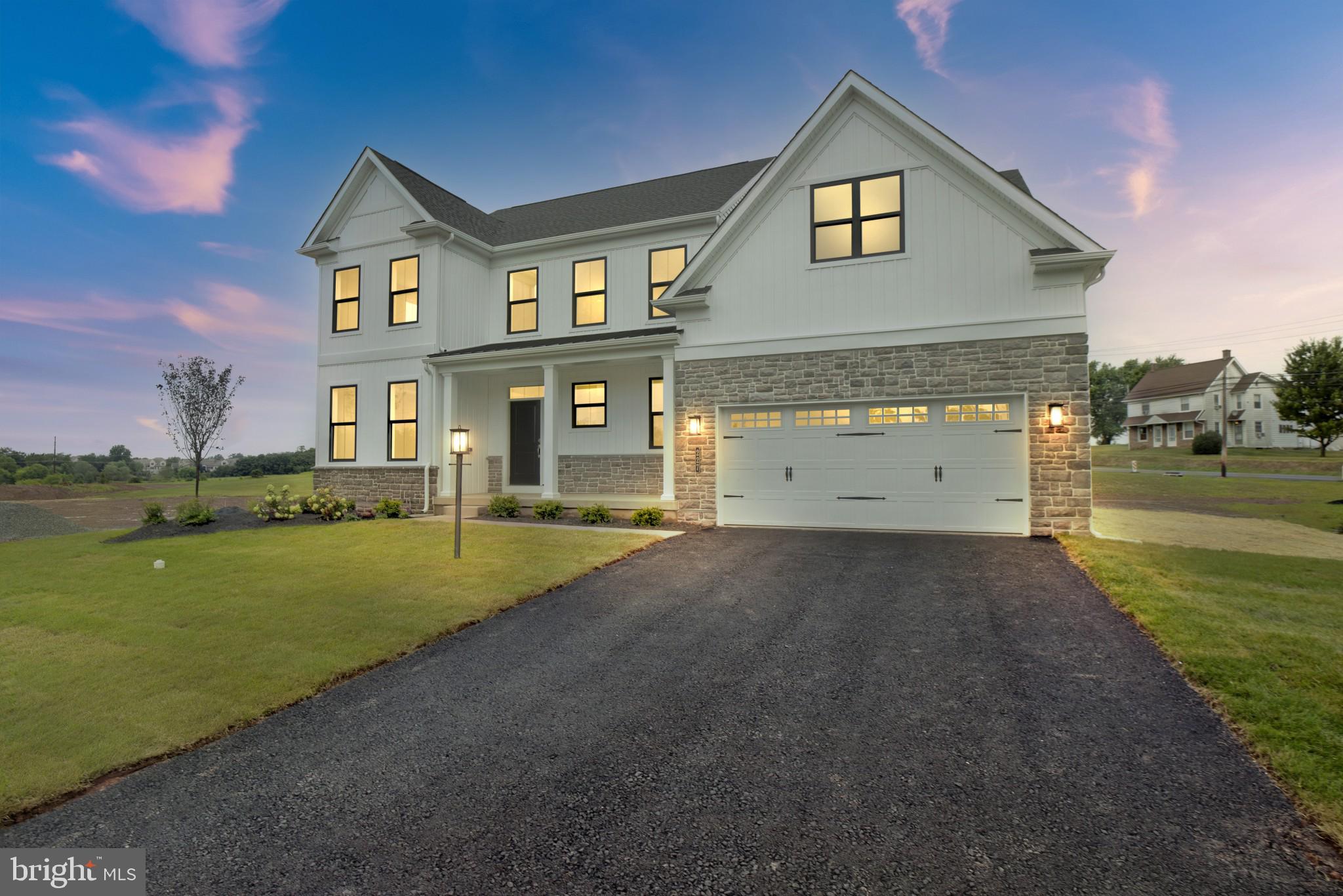 STRAWBERRY HILLS - Residential