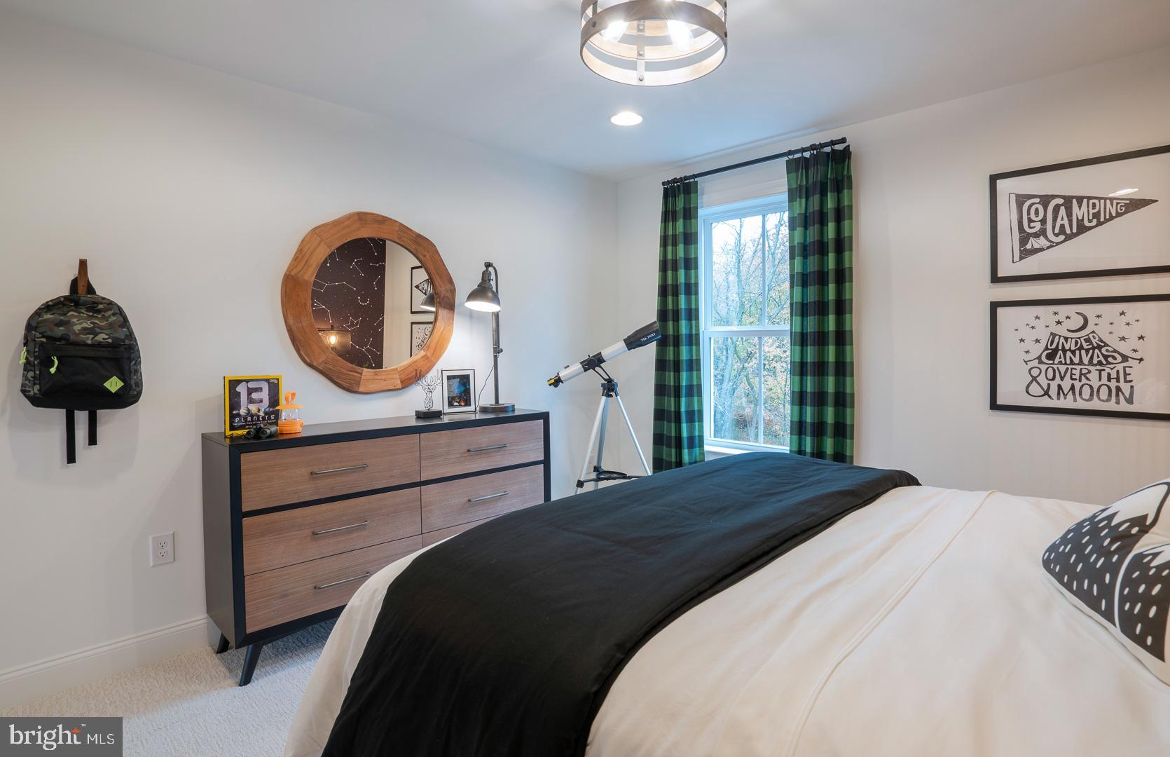STRAWBERRY HILLS - Residential