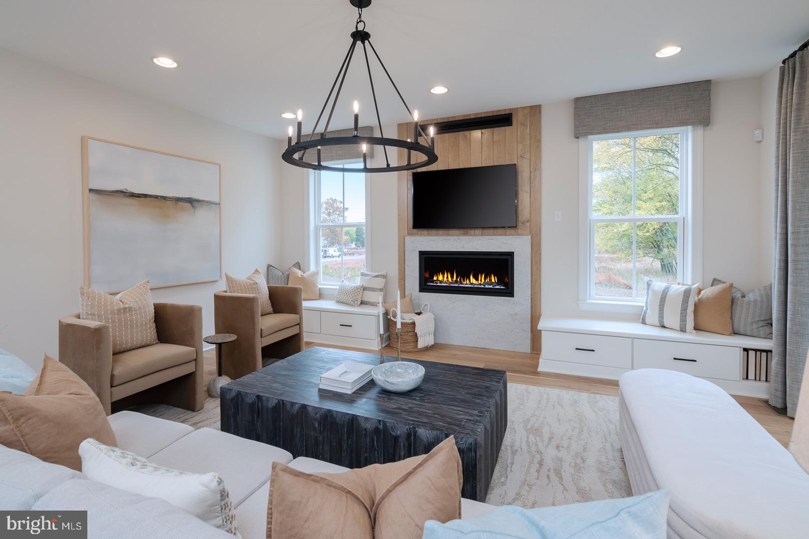 STRAWBERRY HILLS - Residential
