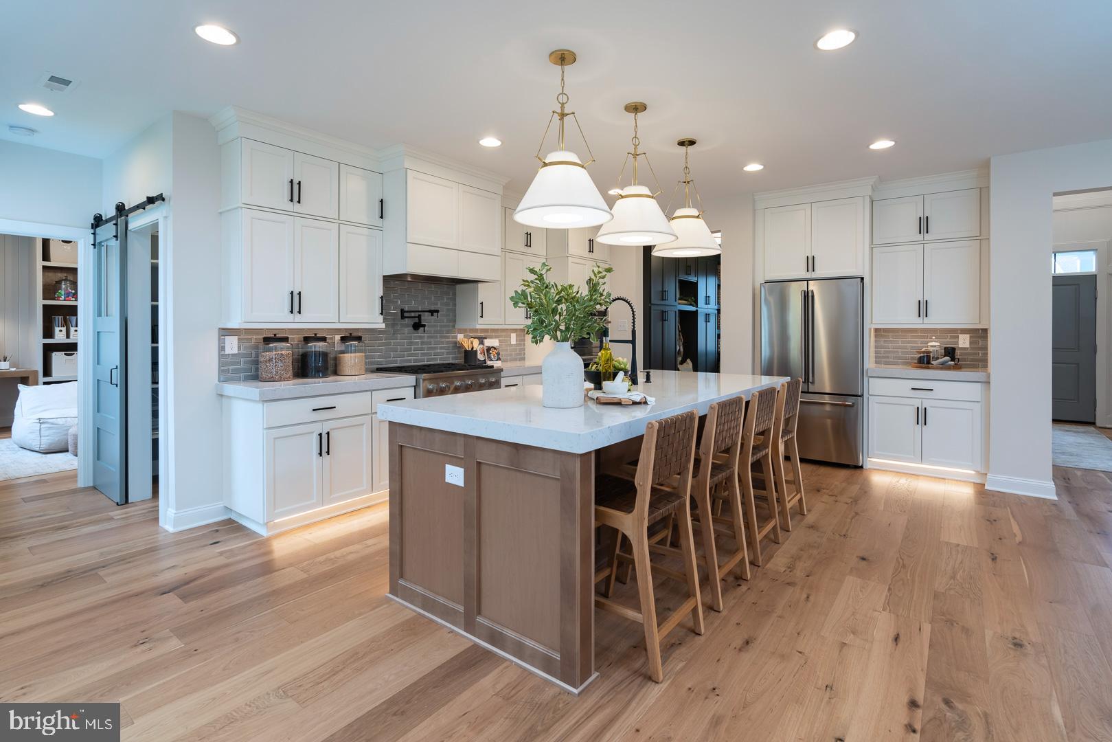 STRAWBERRY HILLS - Residential