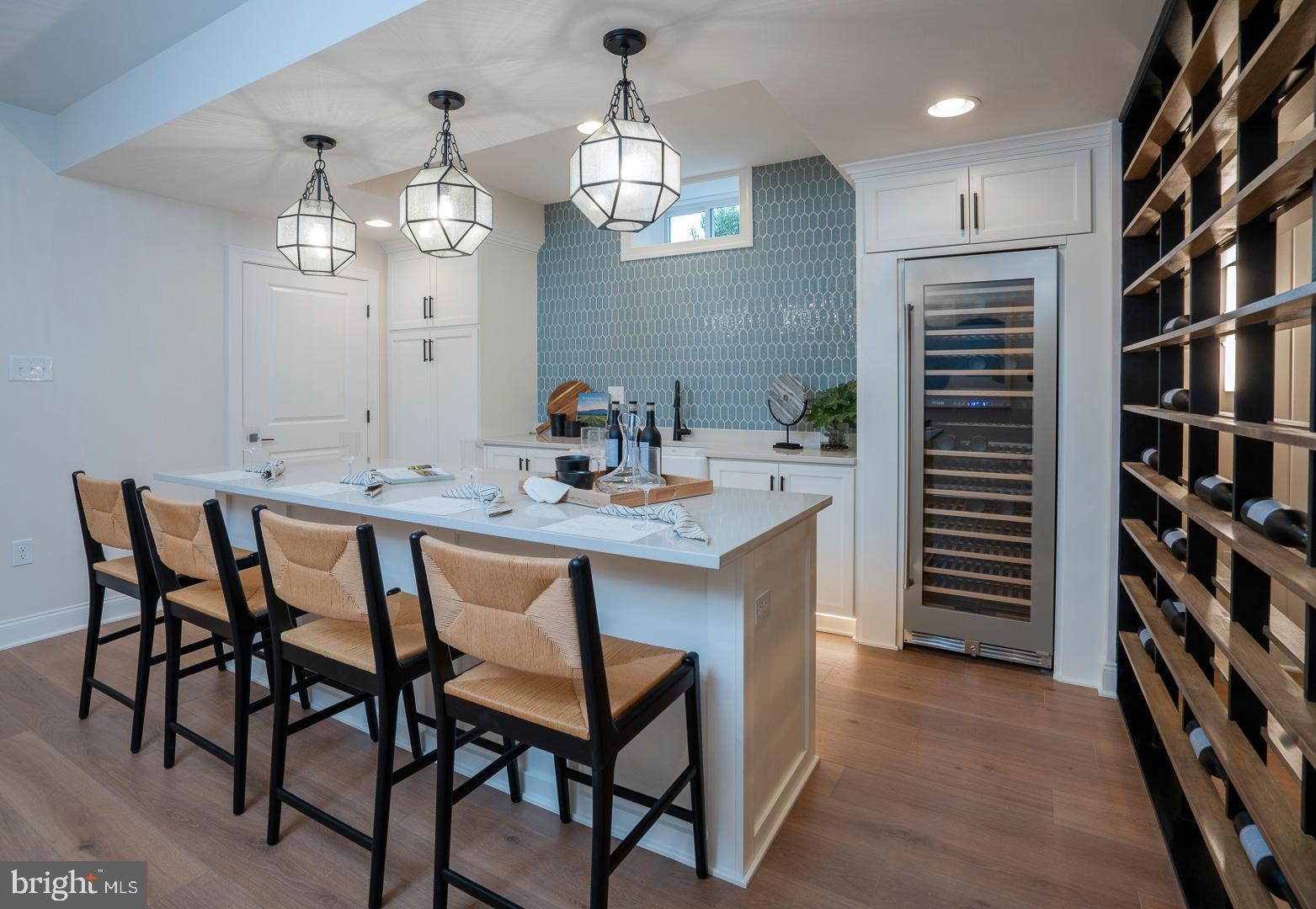 STRAWBERRY HILLS - Residential
