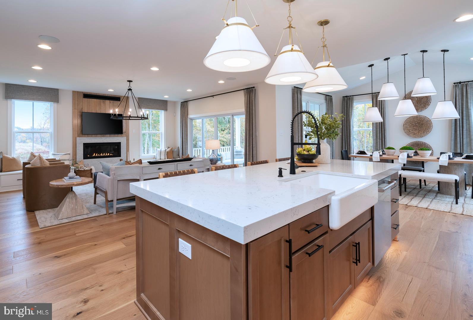 STRAWBERRY HILLS - Residential