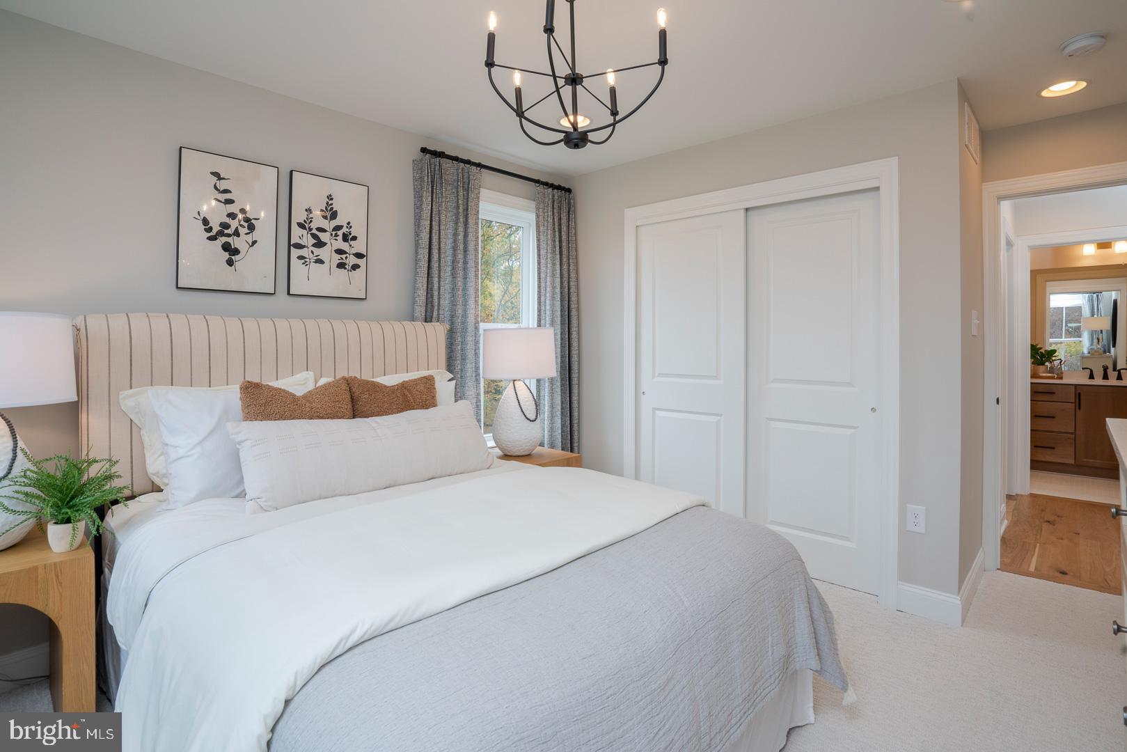 STRAWBERRY HILLS - Residential