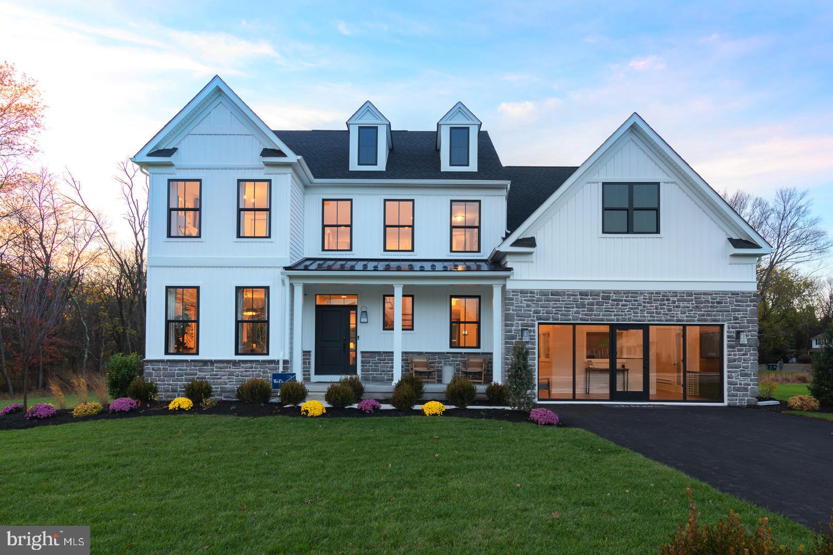 STRAWBERRY HILLS - Residential