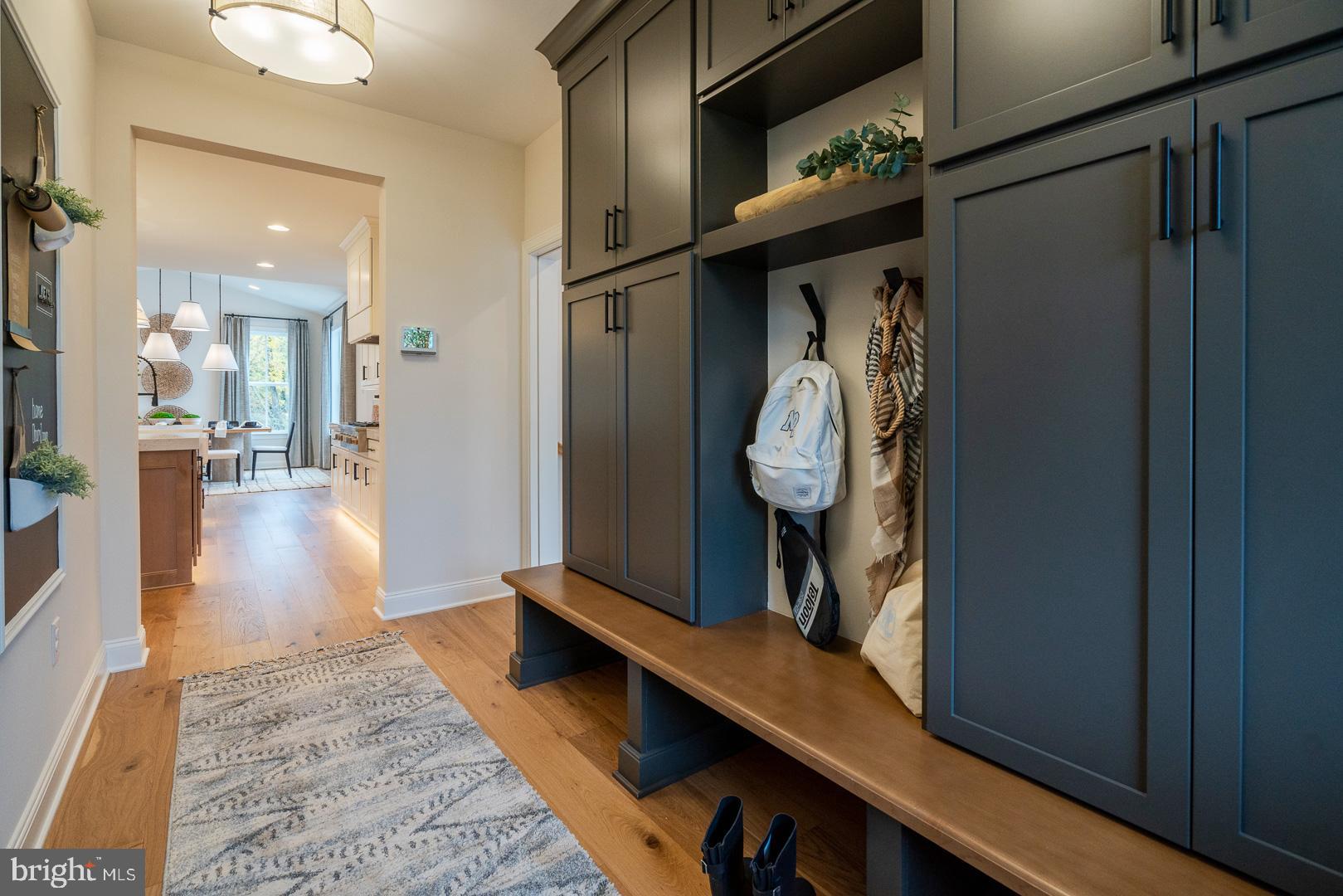 STRAWBERRY HILLS - Residential