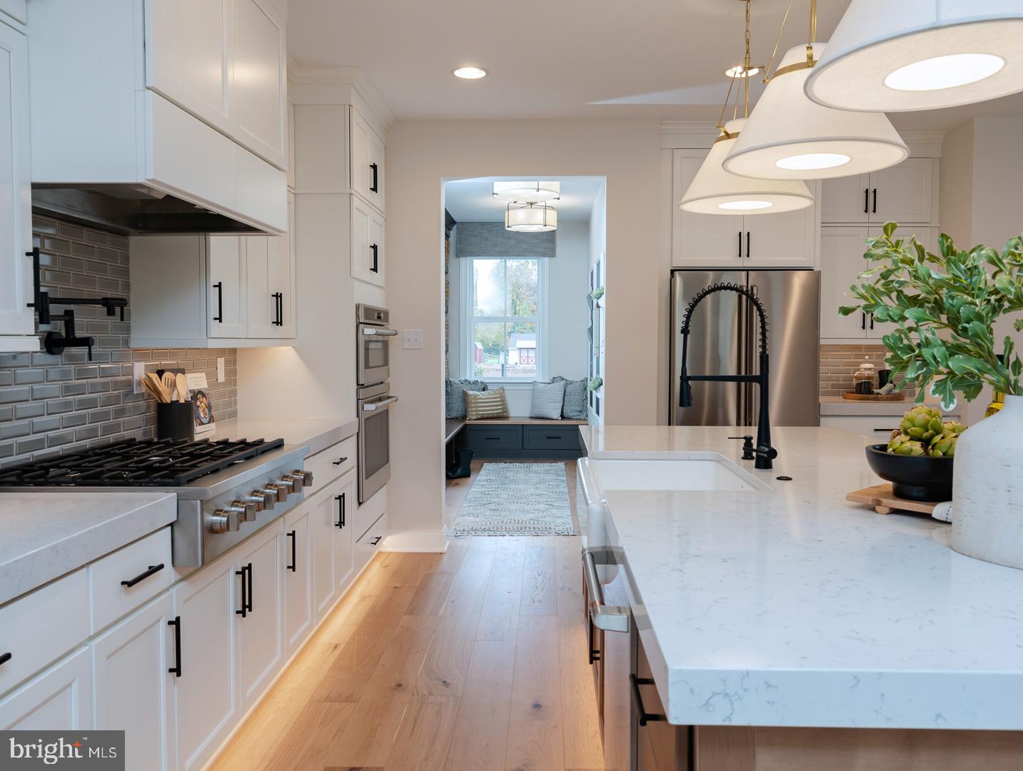 STRAWBERRY HILLS - Residential