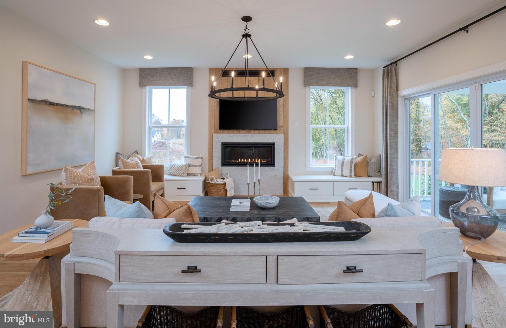 STRAWBERRY HILLS - Residential