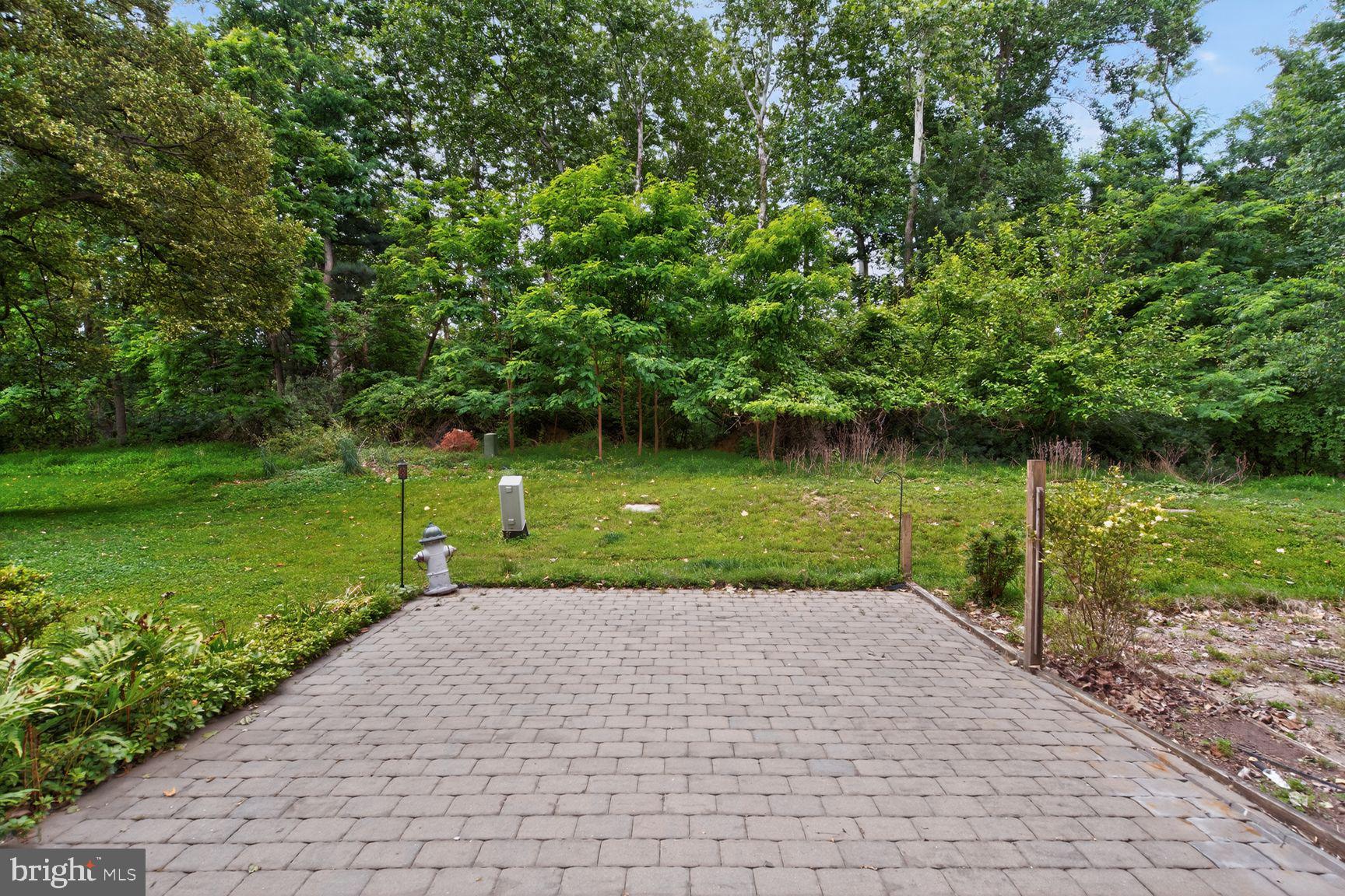 VILLAGE OF OWEN BROWN - Residential