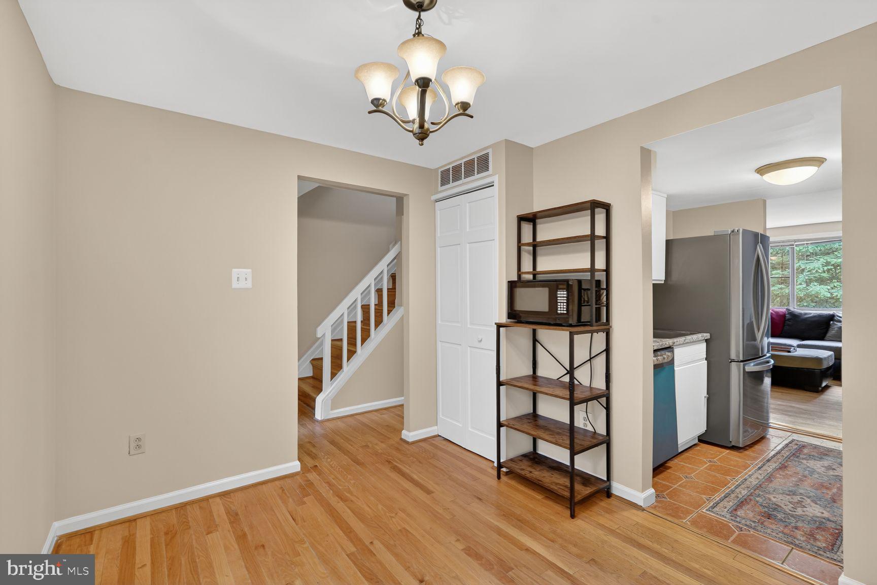 VILLAGE OF OWEN BROWN - Residential
