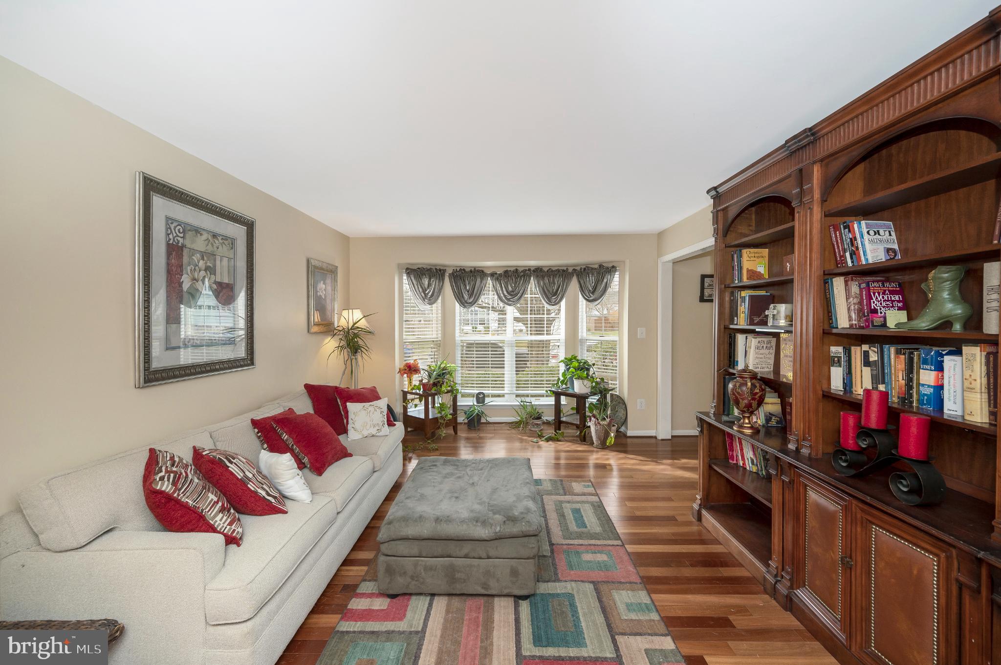 BLOOMS CROSSING - Residential