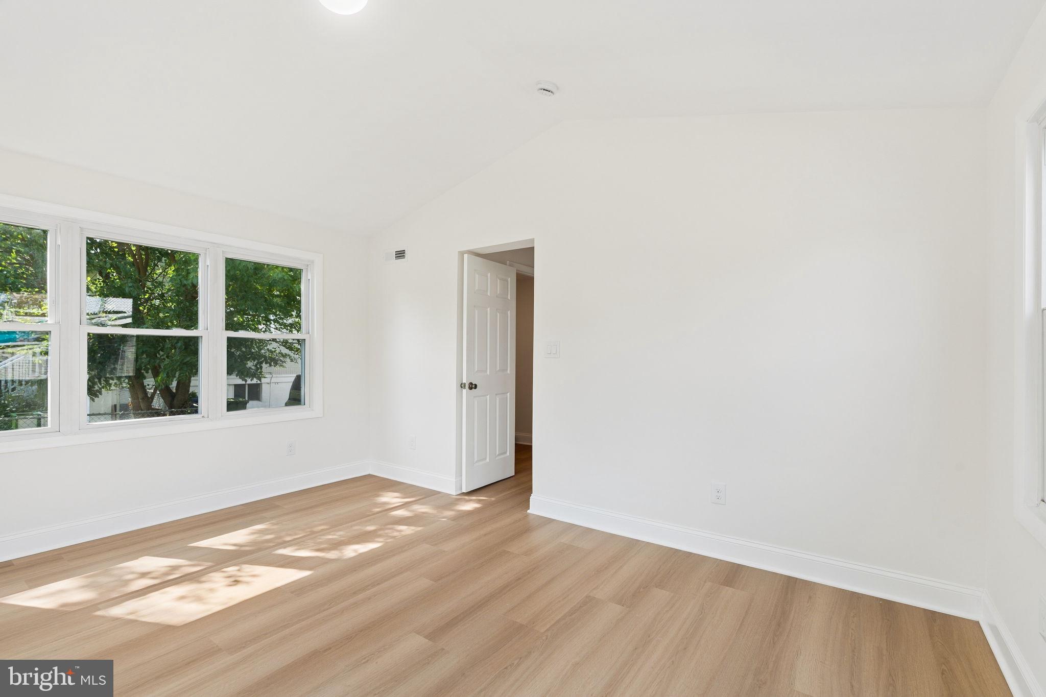 OVERLEA - Residential