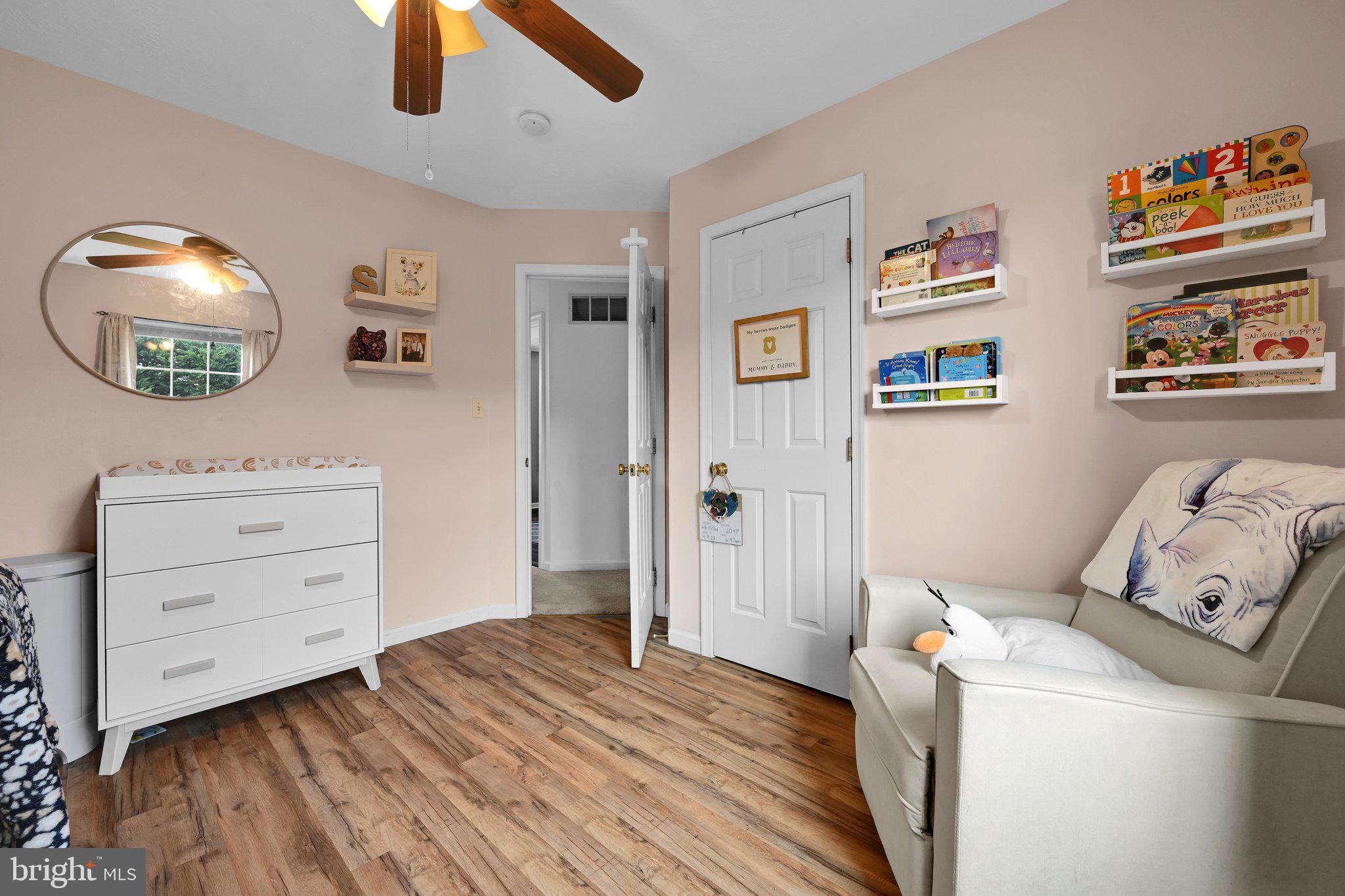 COUNTRY RIDGE - Residential