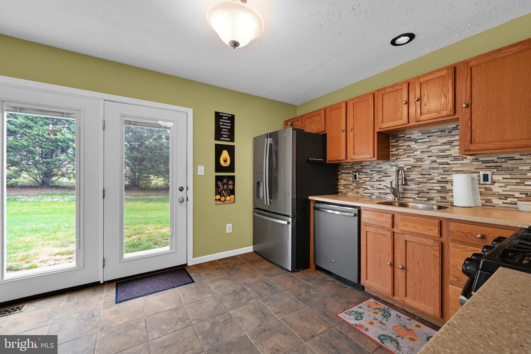 COUNTRY RIDGE - Residential
