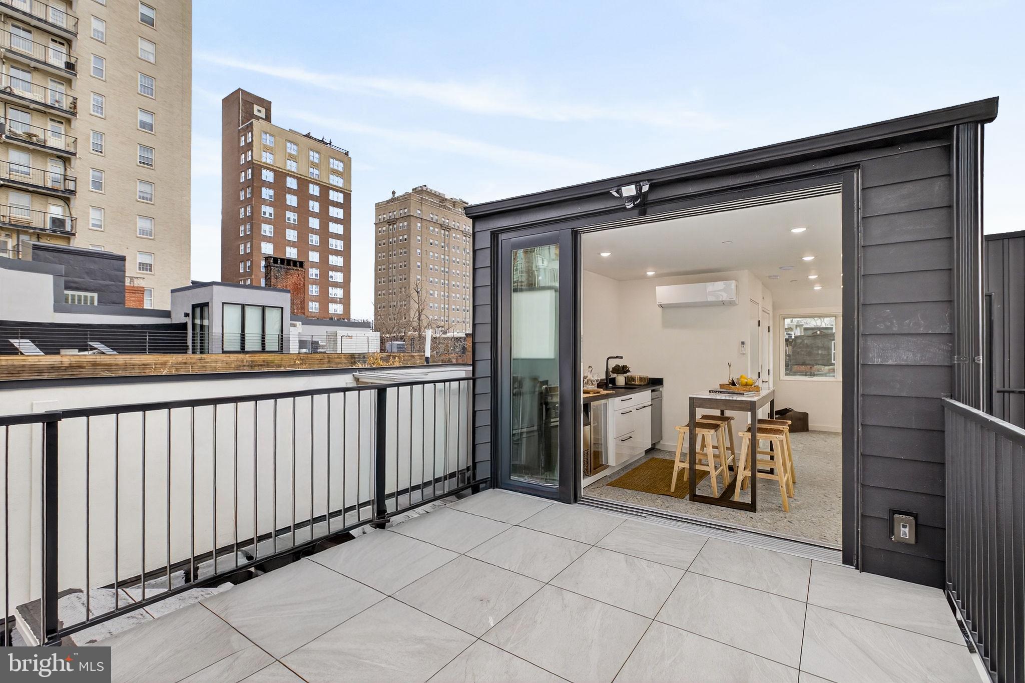 RITTENHOUSE SQUARE - Residential