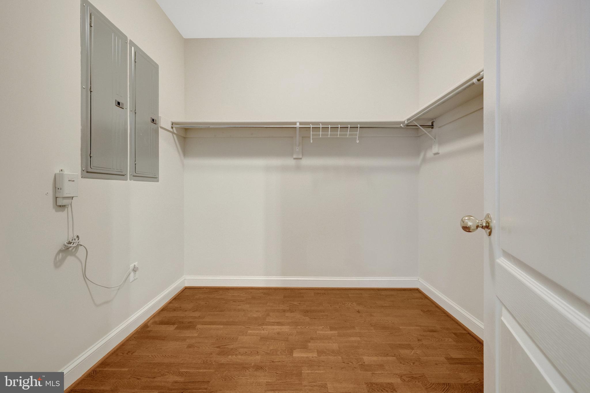 WEST MC LEAN - Residential