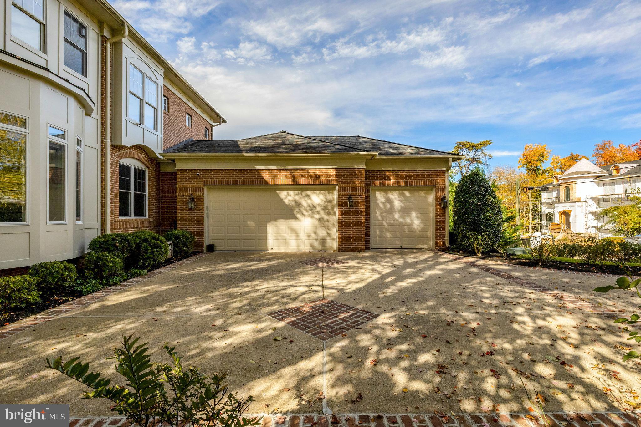 WEST MC LEAN - Residential