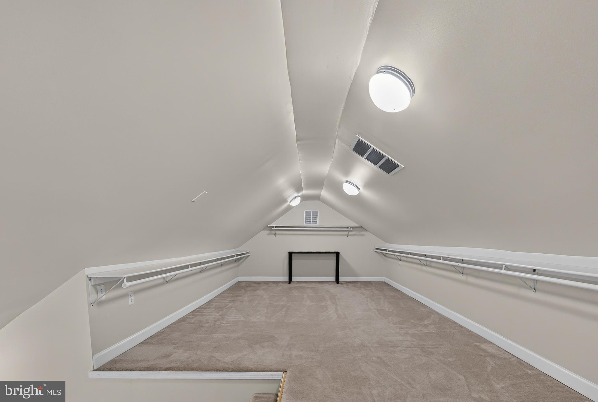 INDIAN SPRING CLUB ESTS - Residential