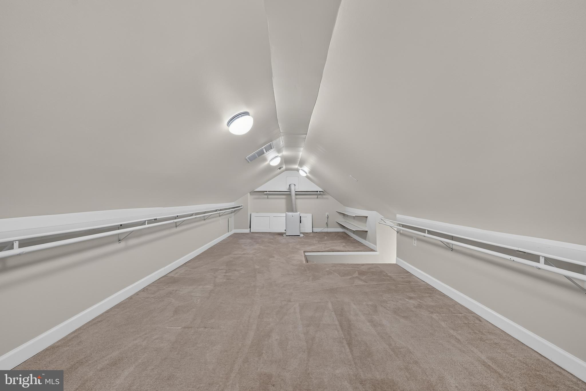 INDIAN SPRING CLUB ESTS - Residential