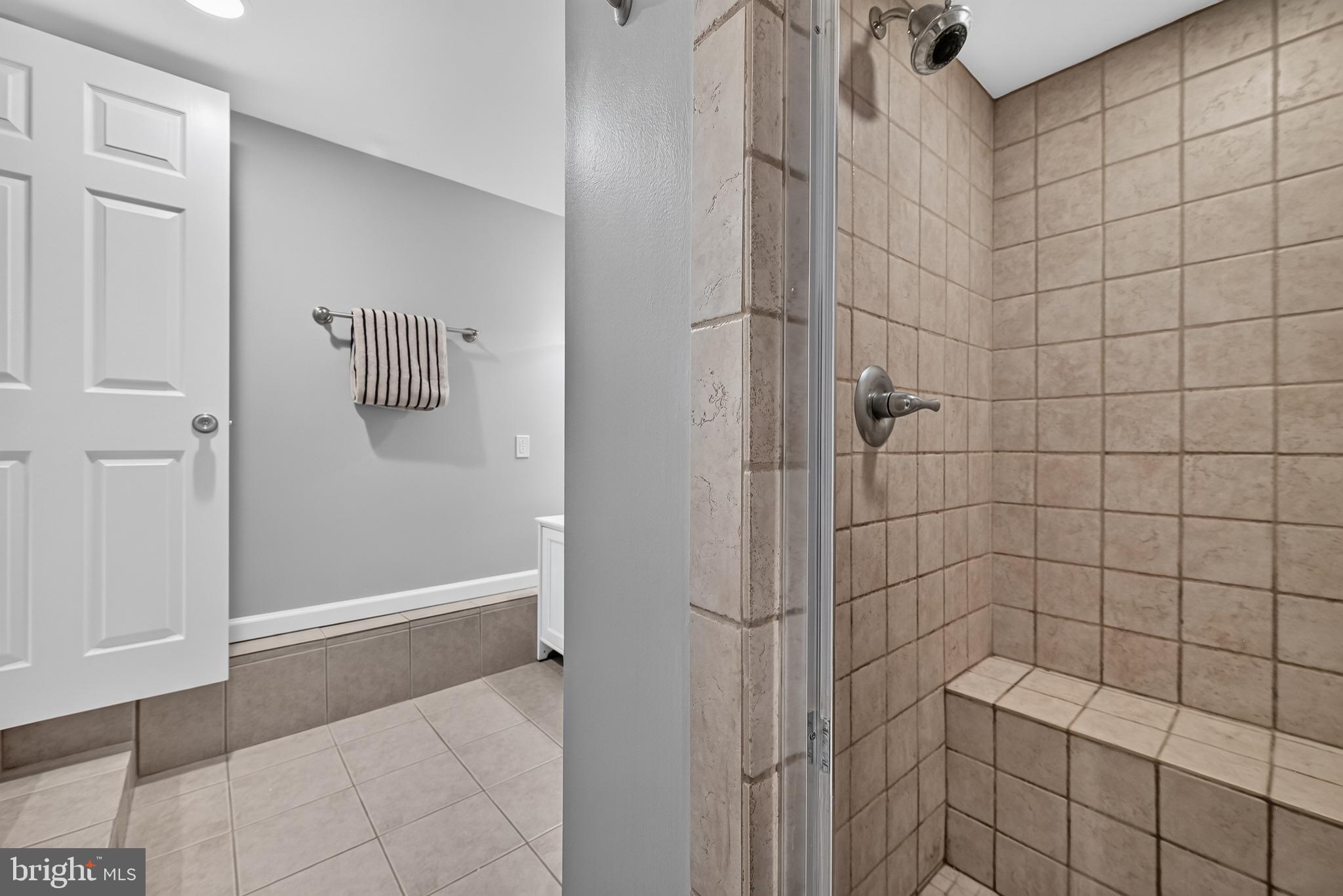 INDIAN SPRING CLUB ESTS - Residential