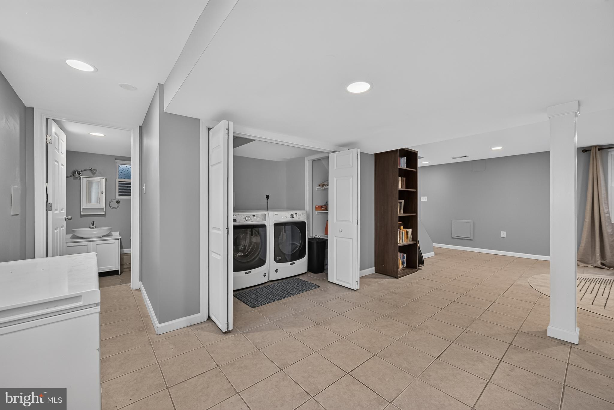INDIAN SPRING CLUB ESTS - Residential