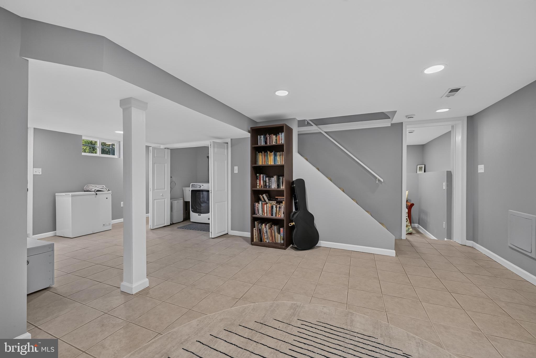 INDIAN SPRING CLUB ESTS - Residential