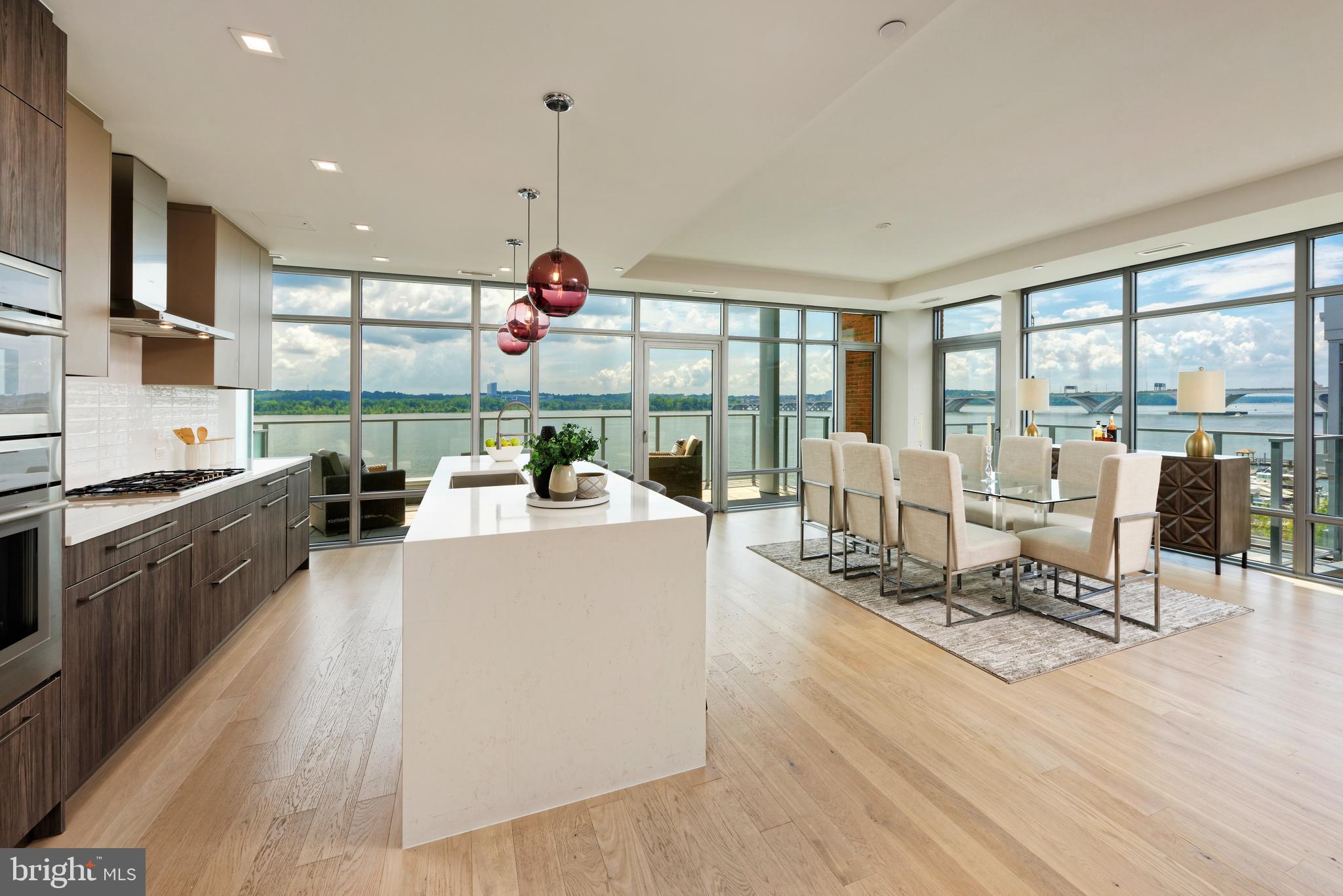 ROBINSON LANDING - Residential