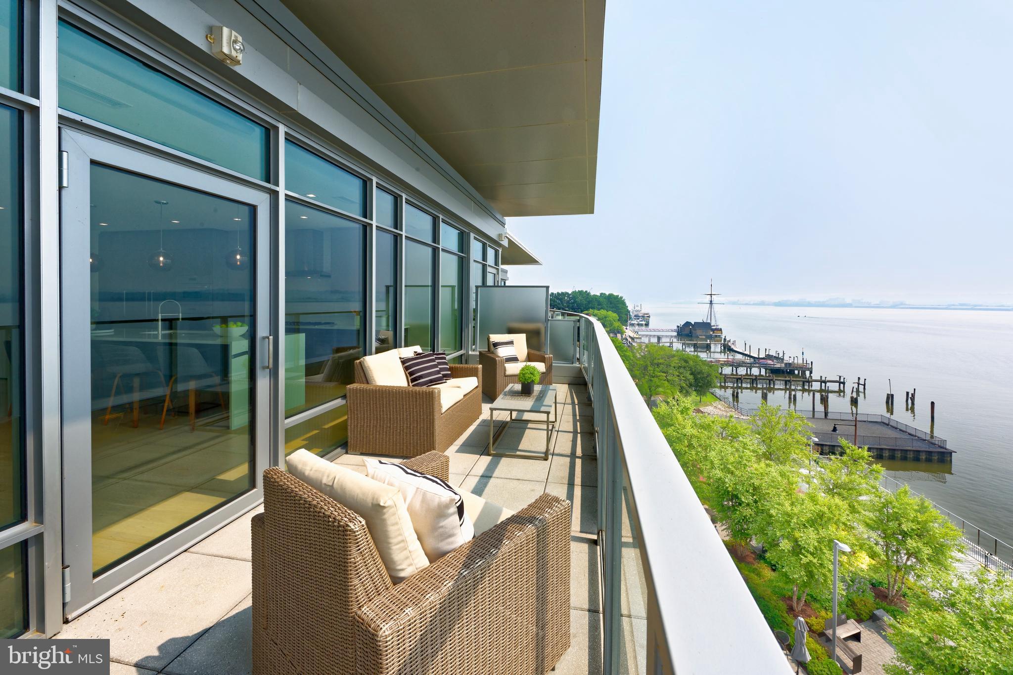 ROBINSON LANDING - Residential