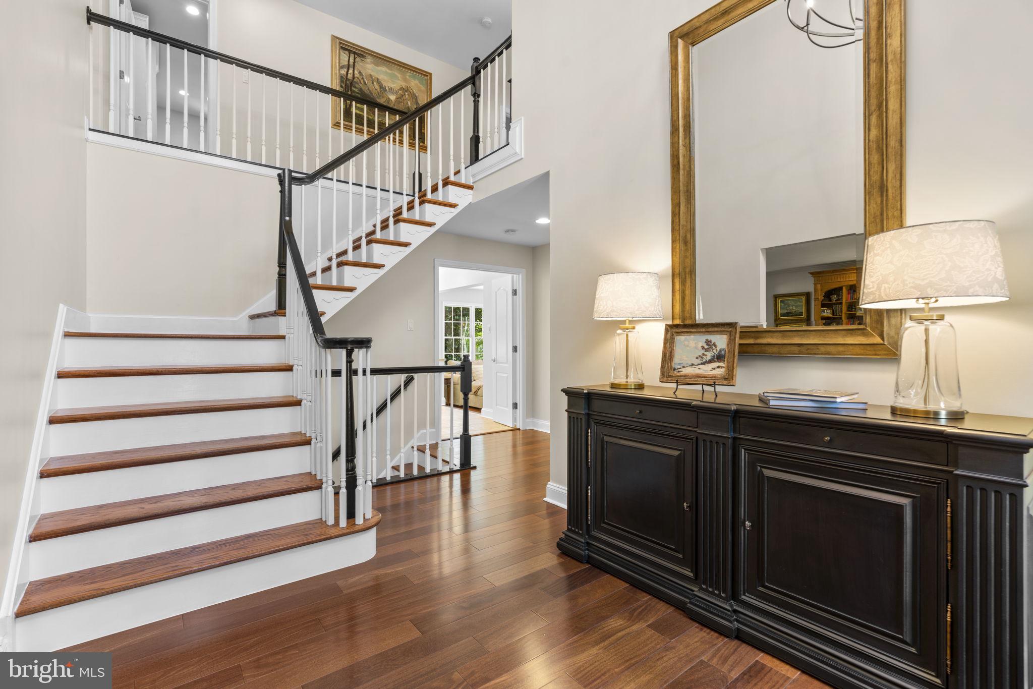 VILLAGE OF RIVER HILL - Residential