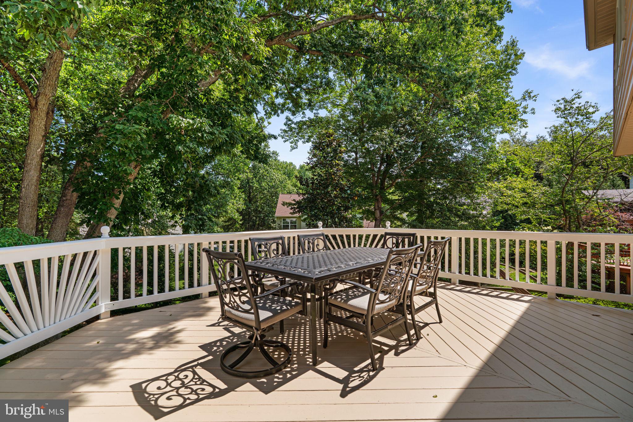 VILLAGE OF RIVER HILL - Residential