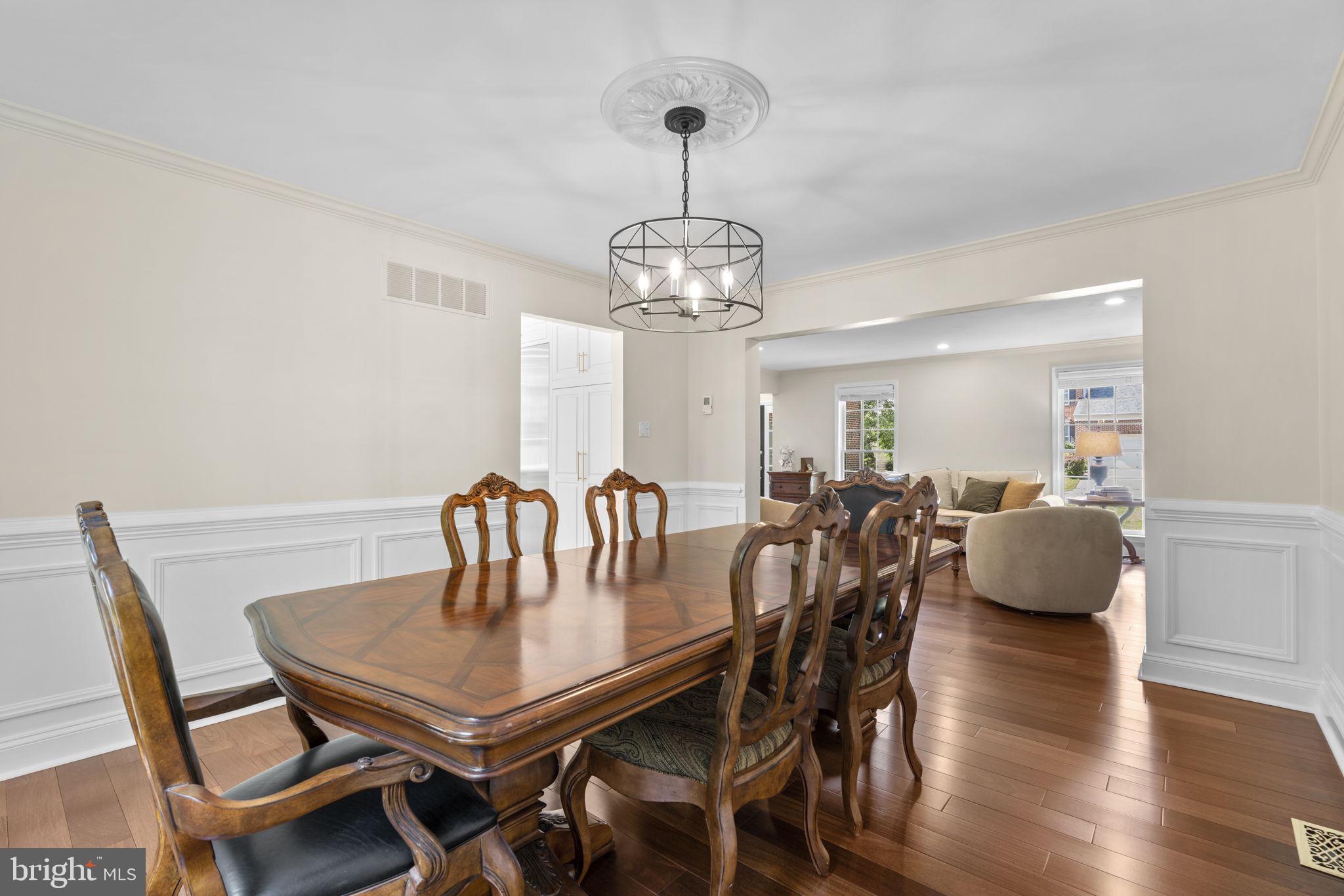 VILLAGE OF RIVER HILL - Residential
