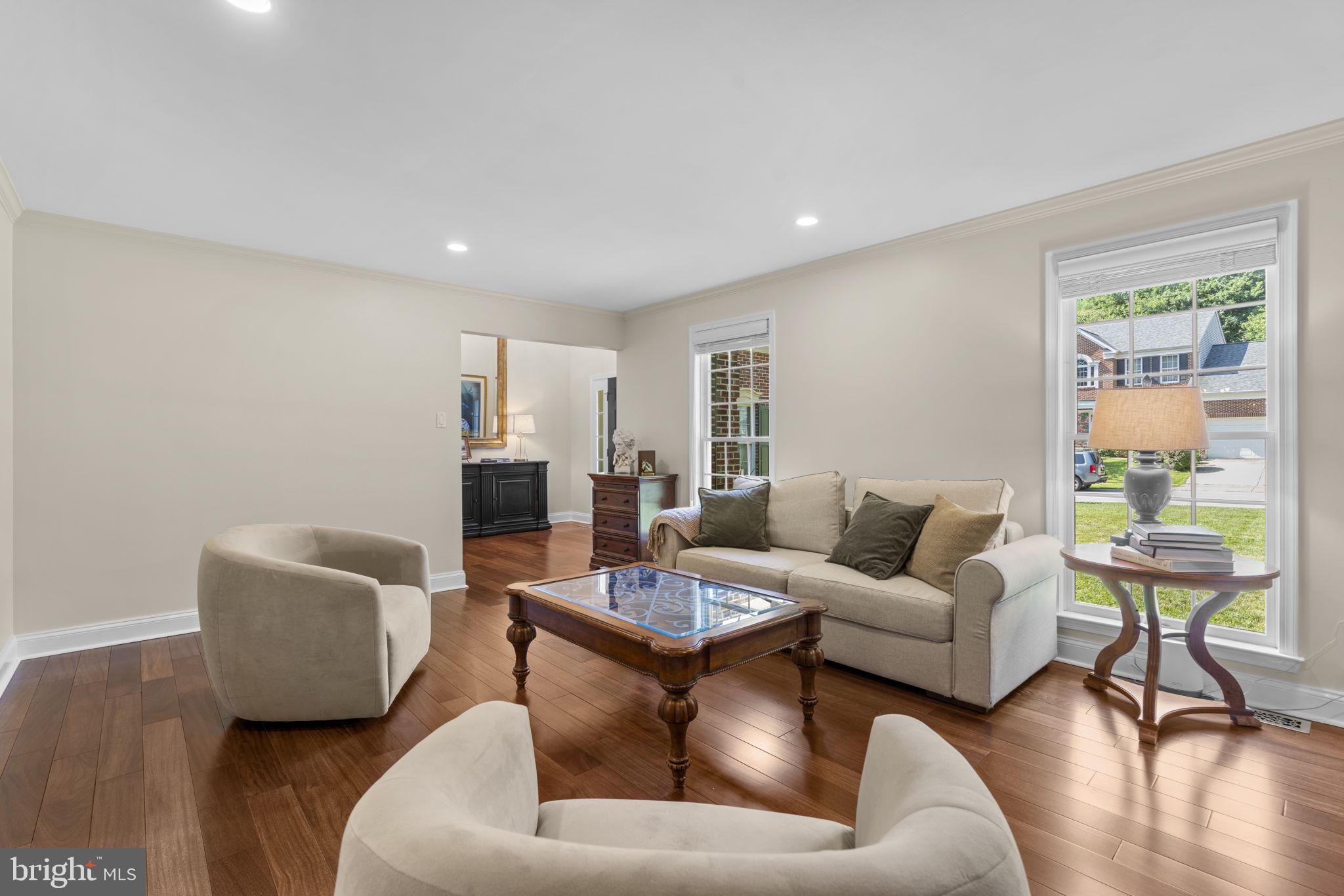 VILLAGE OF RIVER HILL - Residential