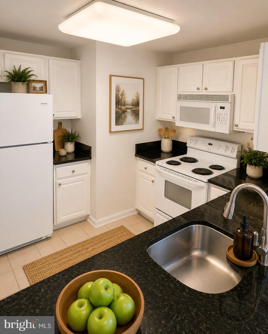 HARBORVIEW CONDOMINIUMS - Residential