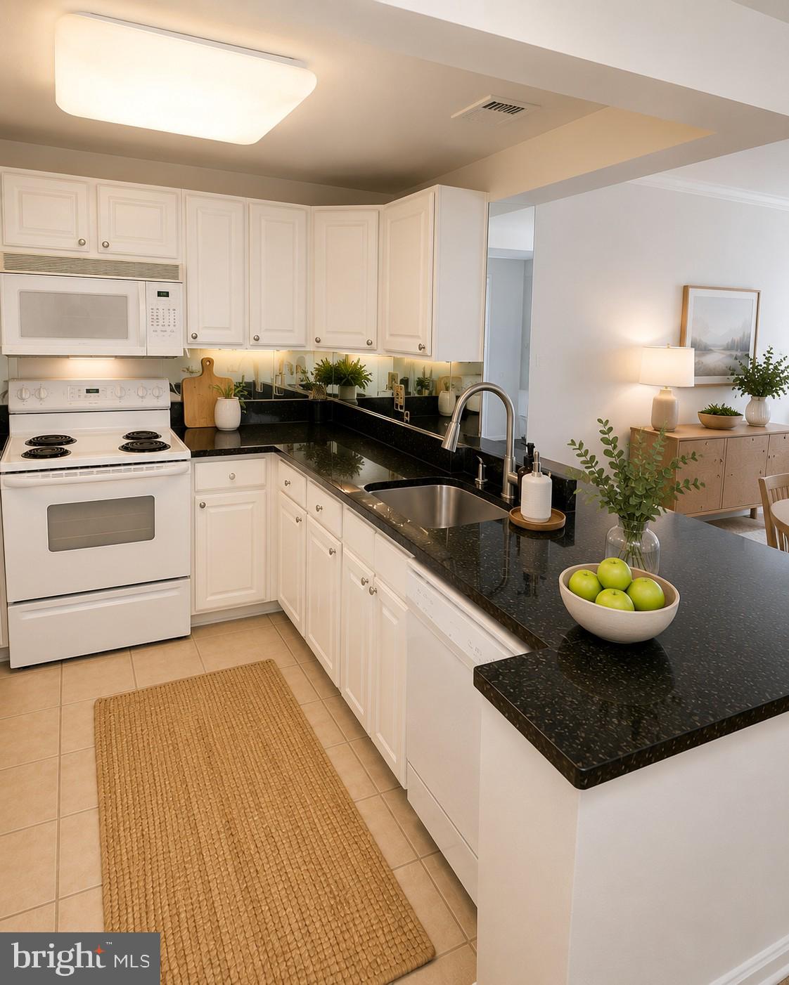 HARBORVIEW CONDOMINIUMS - Residential