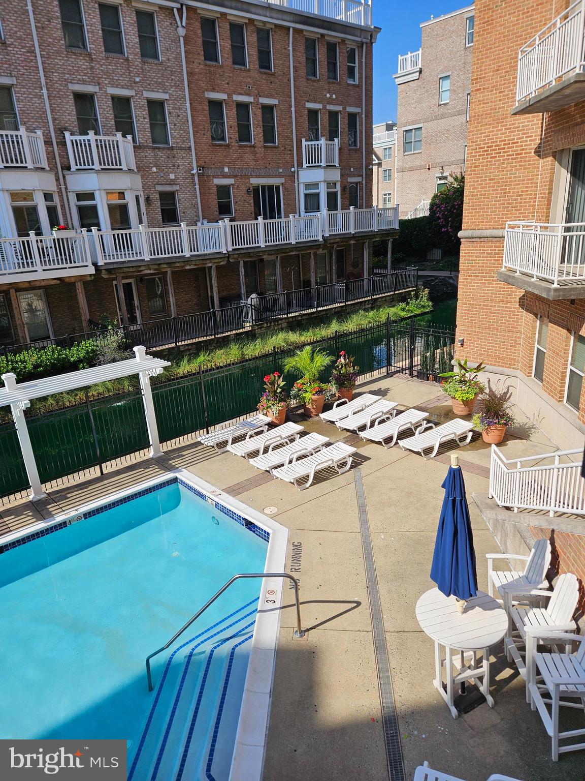 HARBORVIEW CONDOMINIUMS - Residential