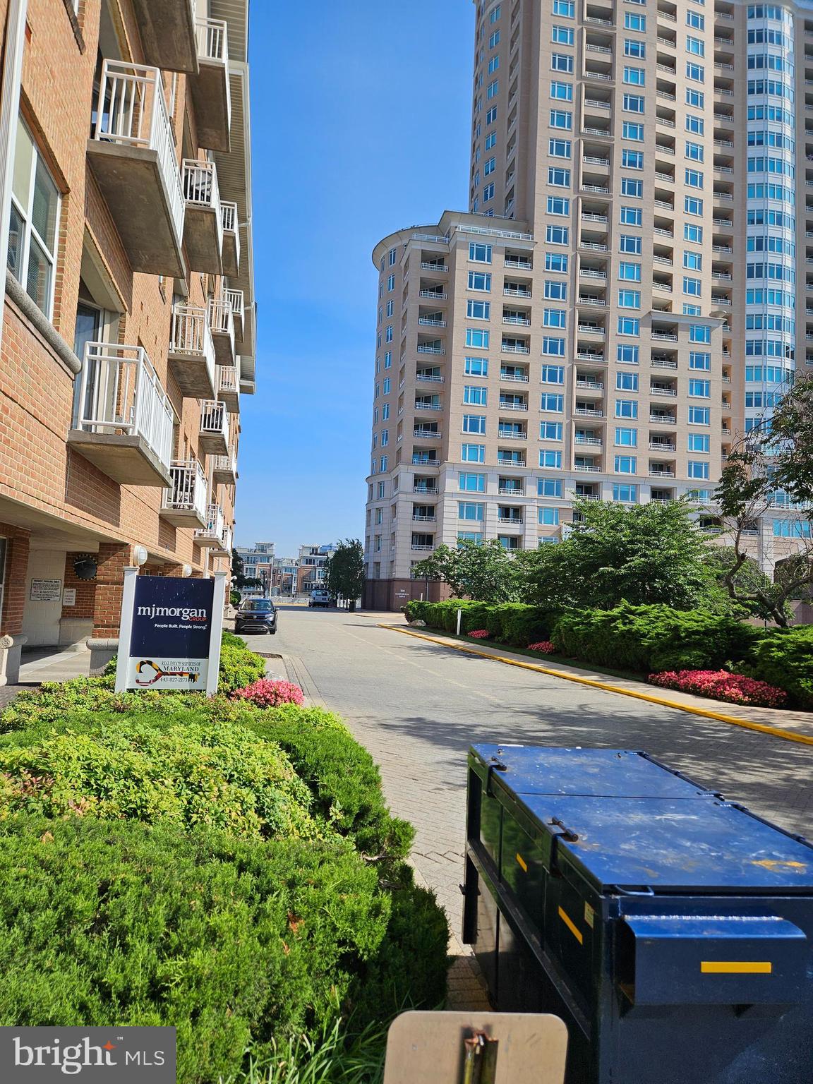 HARBORVIEW CONDOMINIUMS - Residential