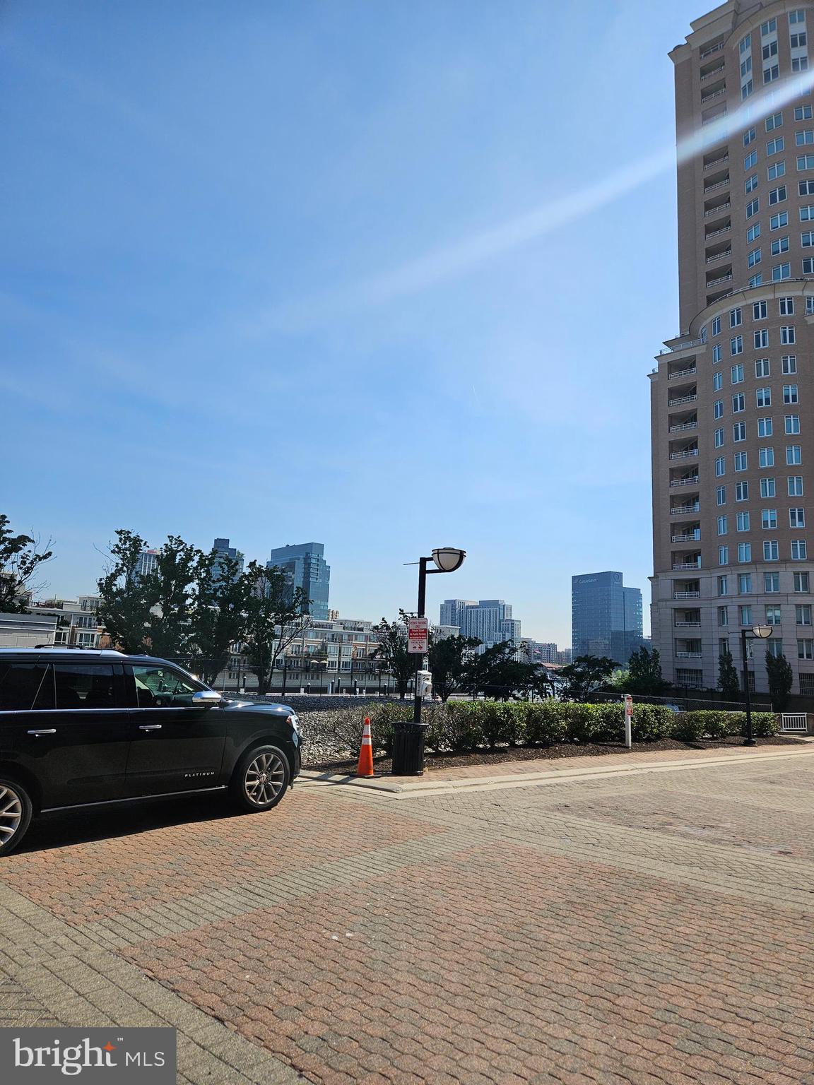 HARBORVIEW CONDOMINIUMS - Residential