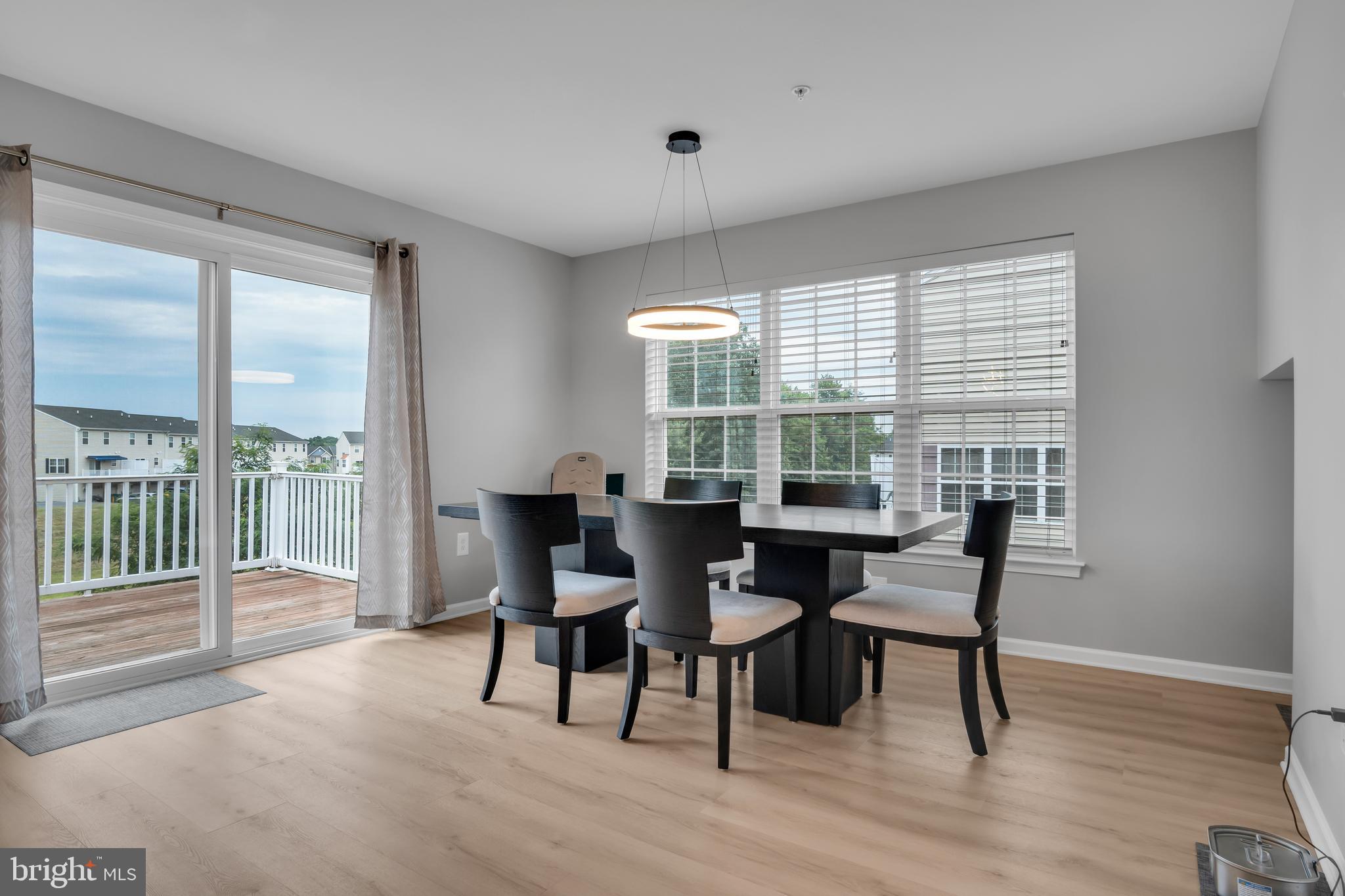 LAUREL RIDGE ESTATES - Residential