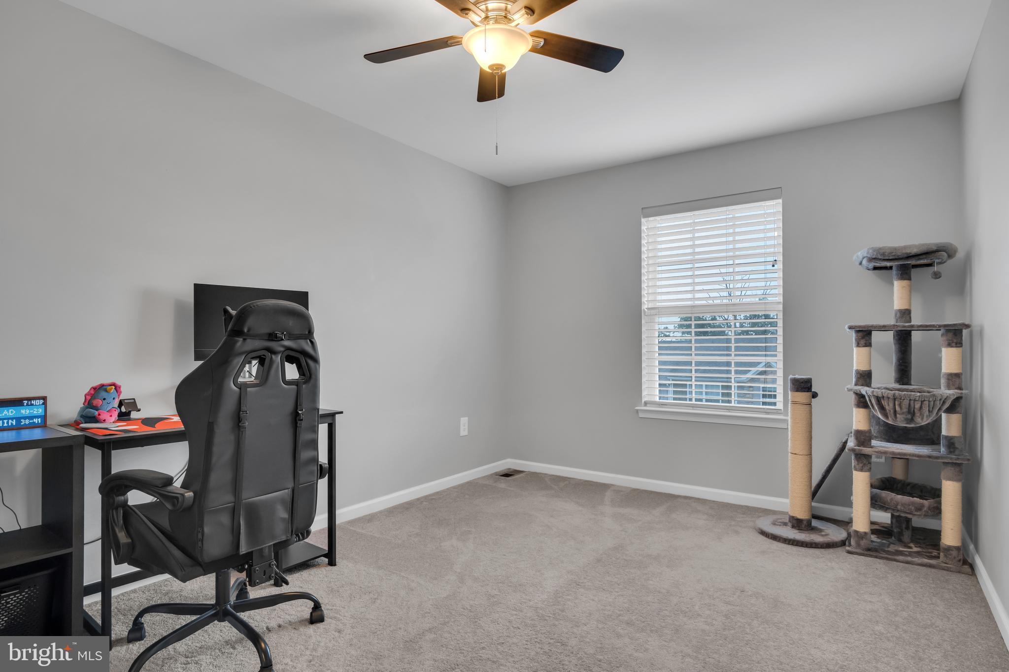 LAUREL RIDGE ESTATES - Residential