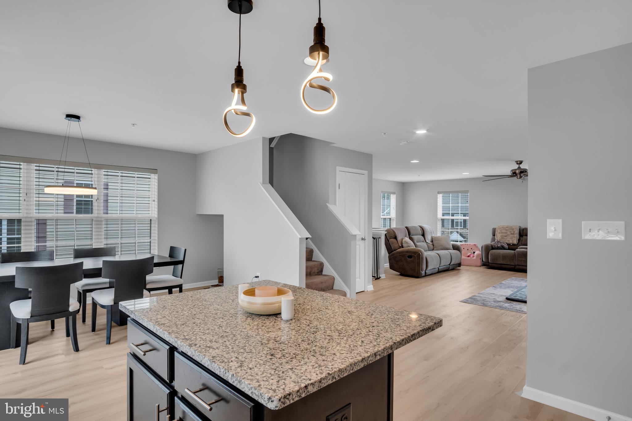 LAUREL RIDGE ESTATES - Residential