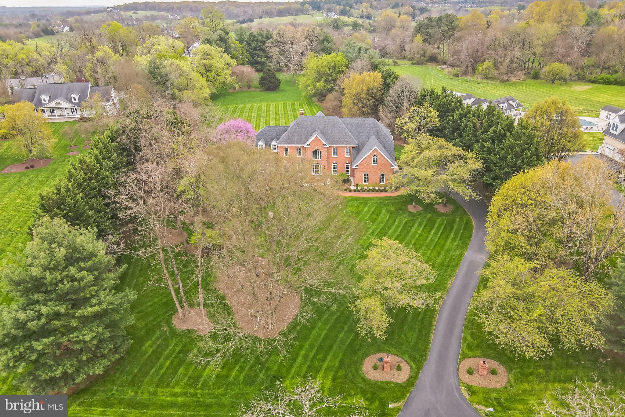 SADDLEBROOK - Residential