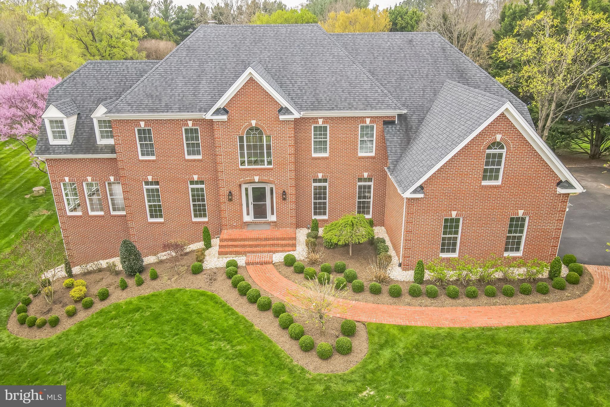 SADDLEBROOK - Residential