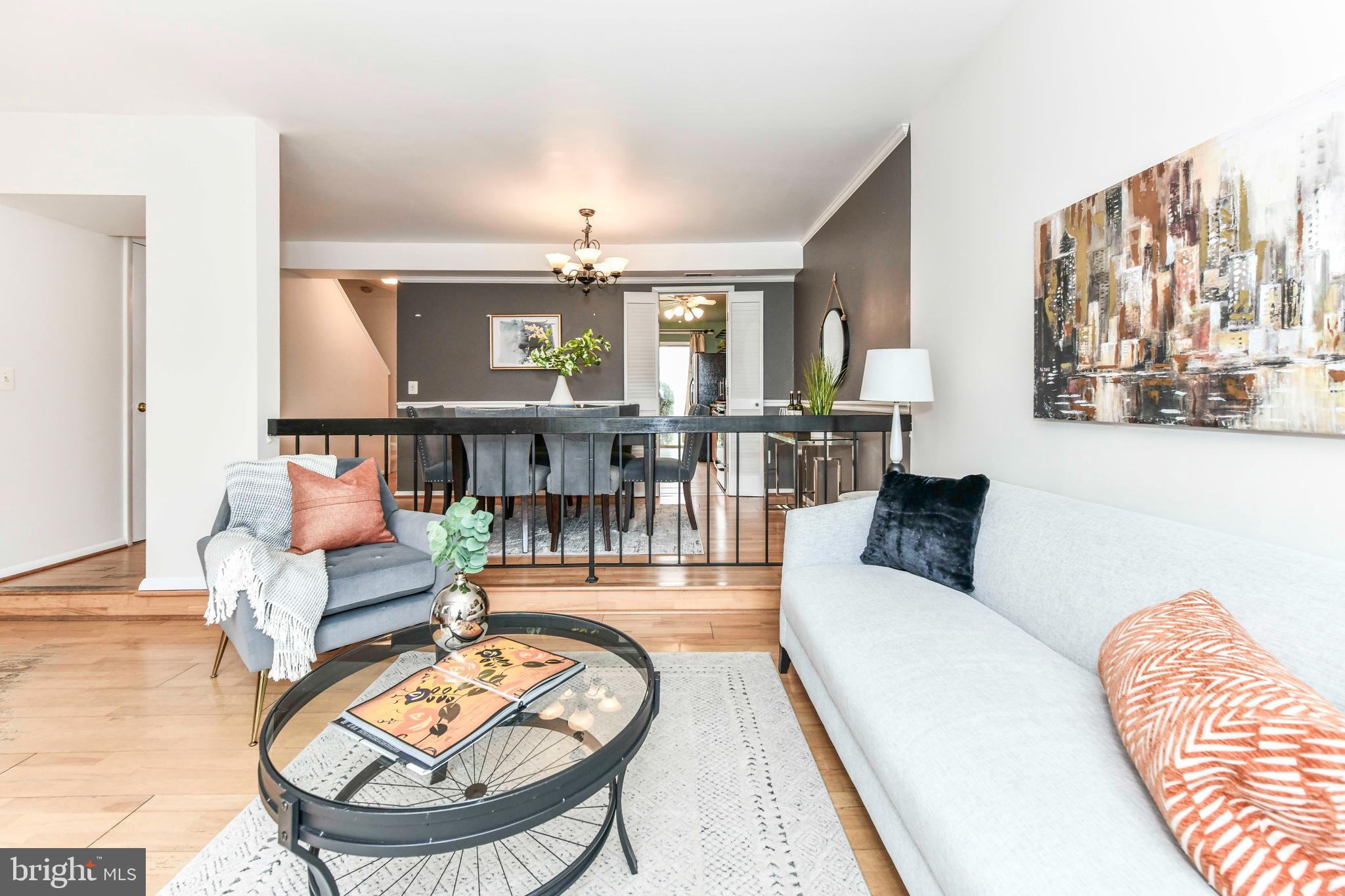 COURTS OF CHANDON - Residential