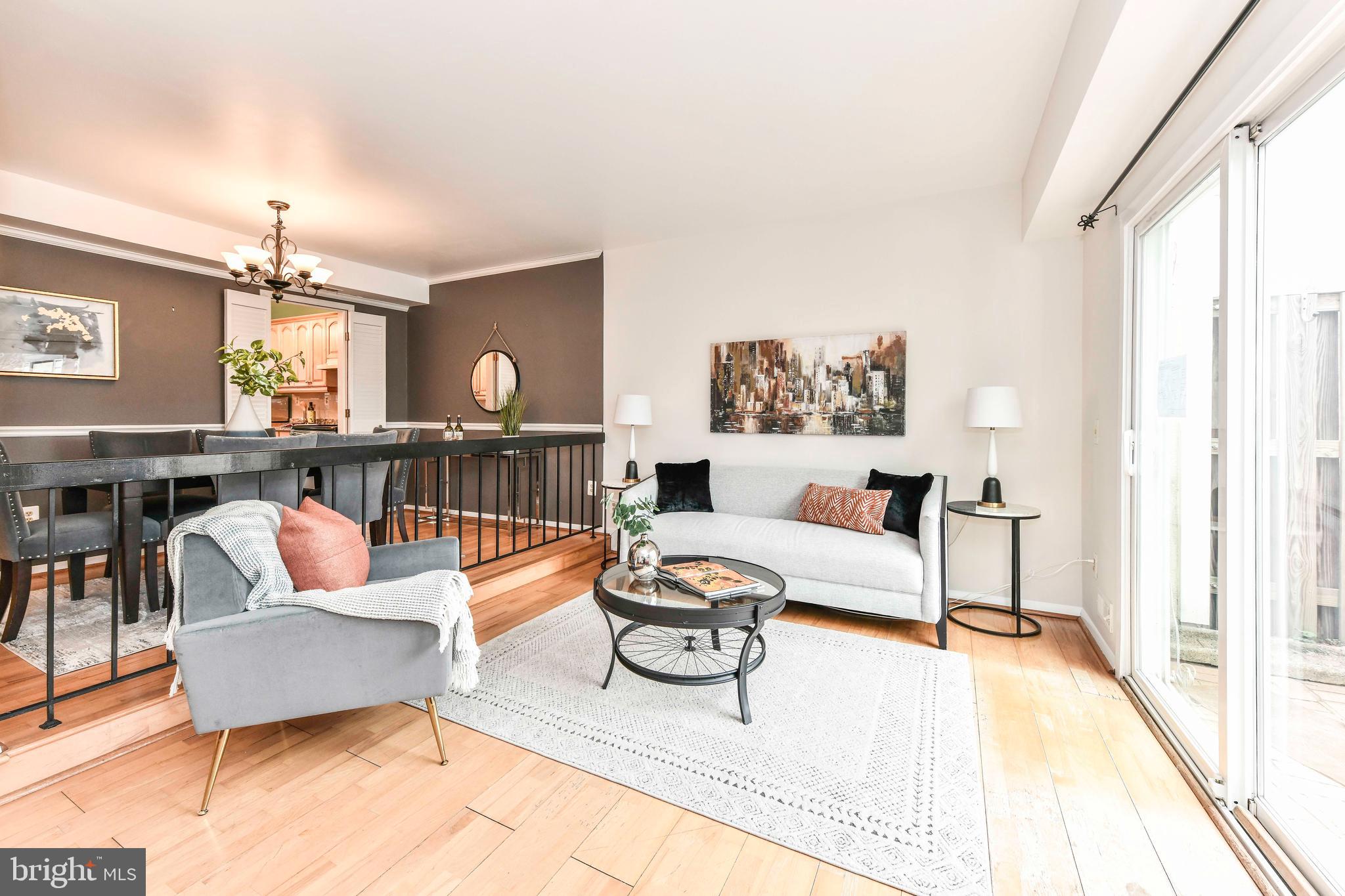 COURTS OF CHANDON - Residential